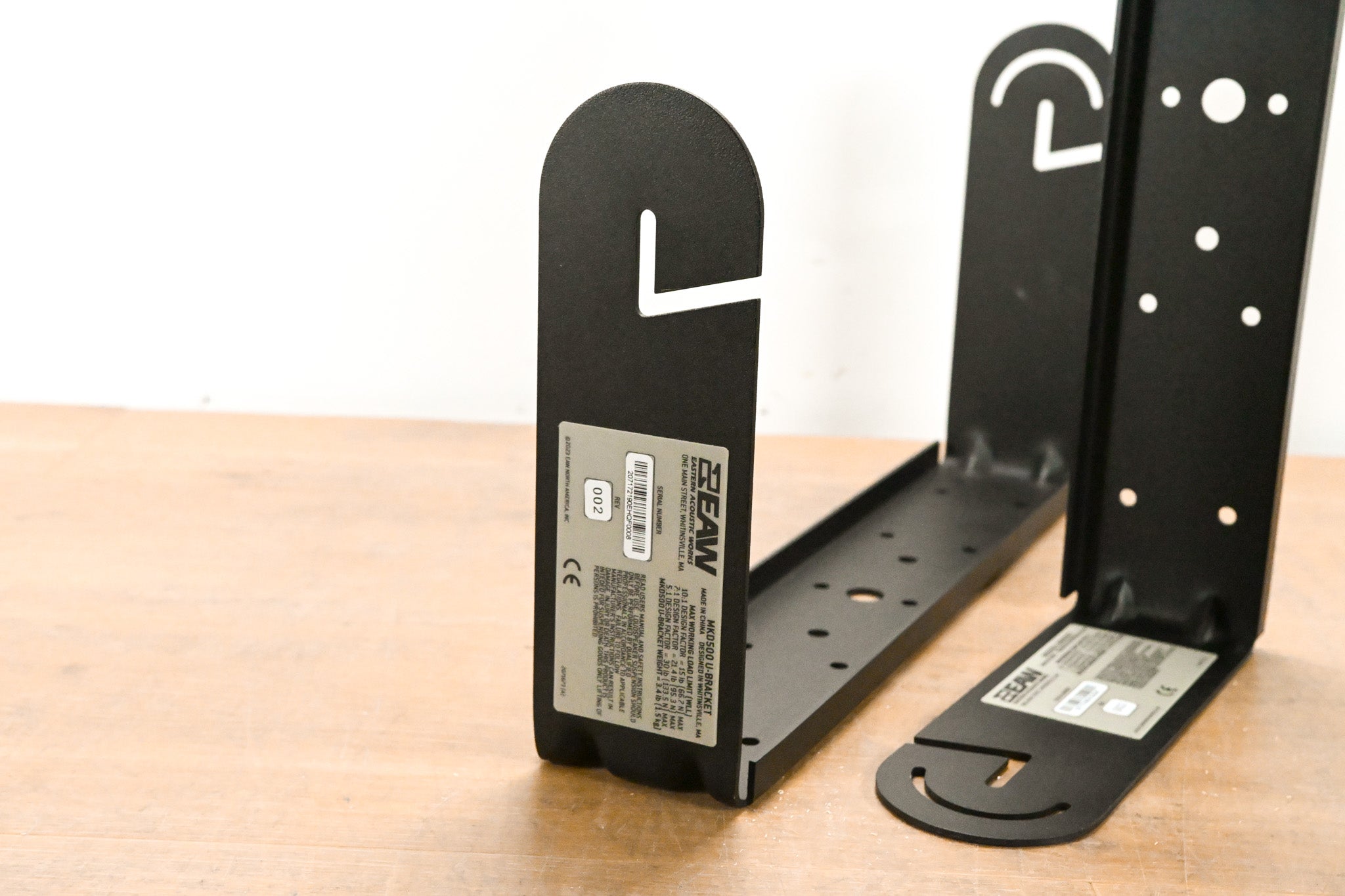 EAW MKD500 U-Bracket - Black