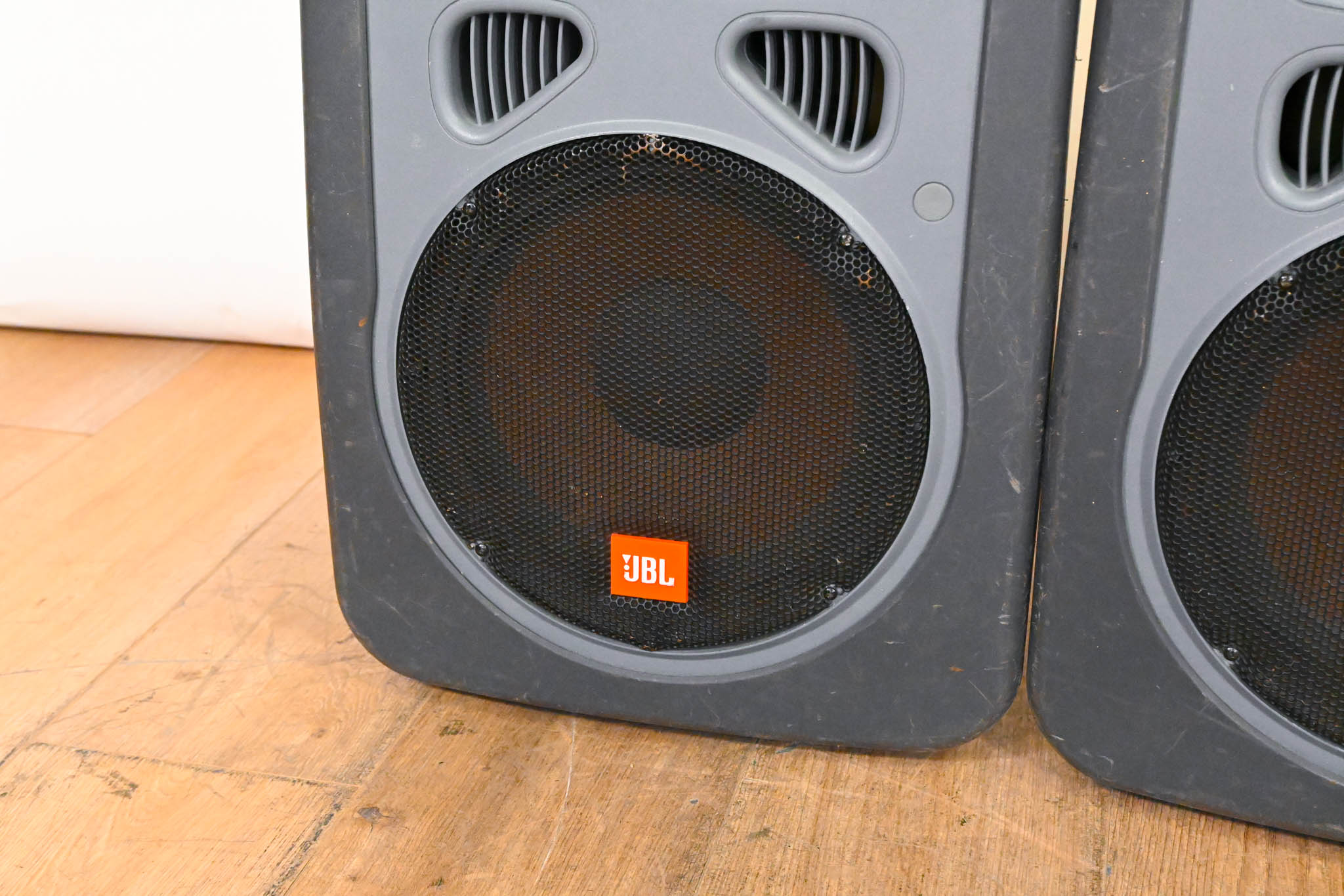 JBL EON10 10" 2-Way Passive Loudspeaker/Stage Monitor (PAIR)