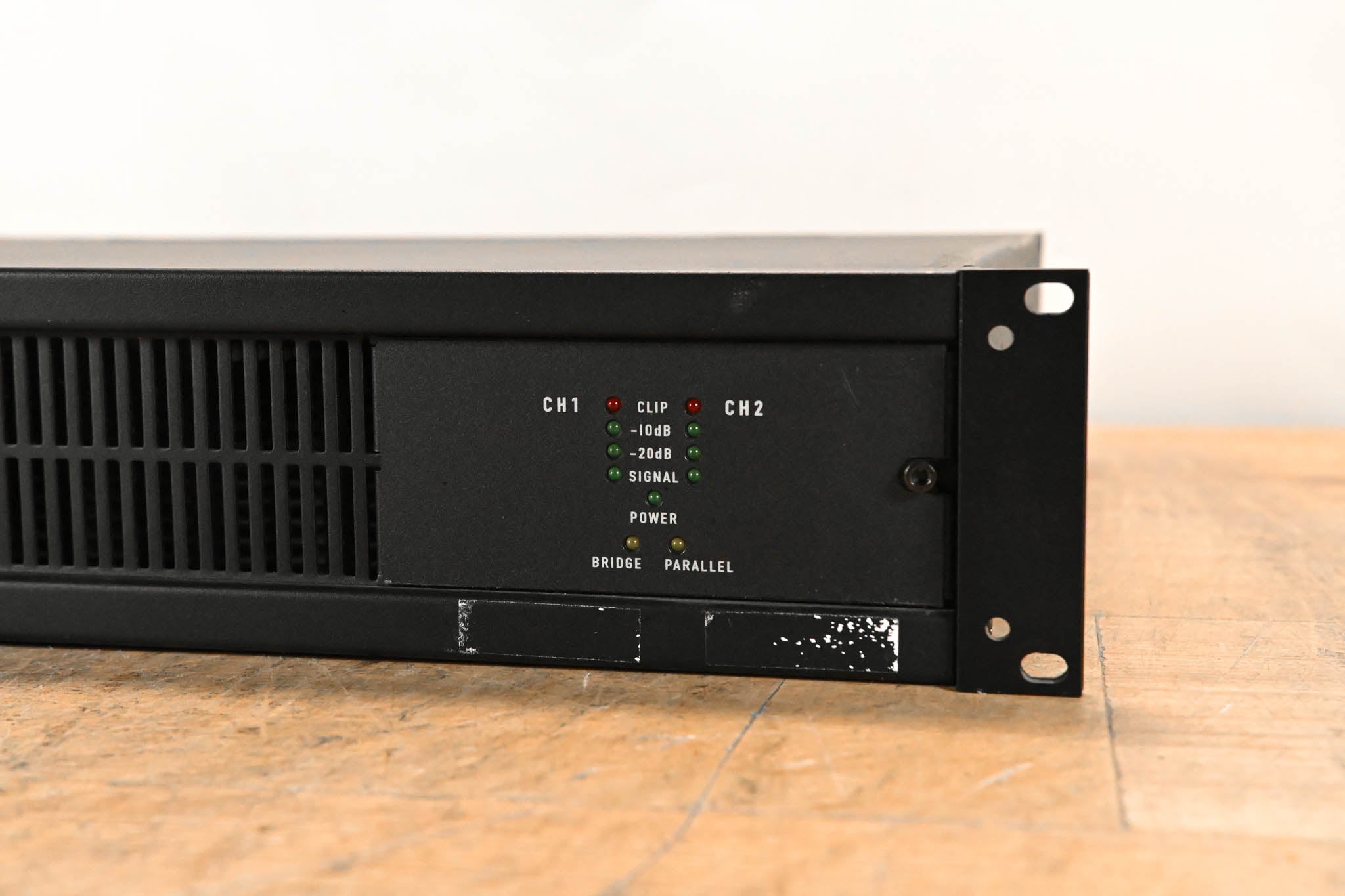 QSC CX702 2-Channel 700W Power Amplifier