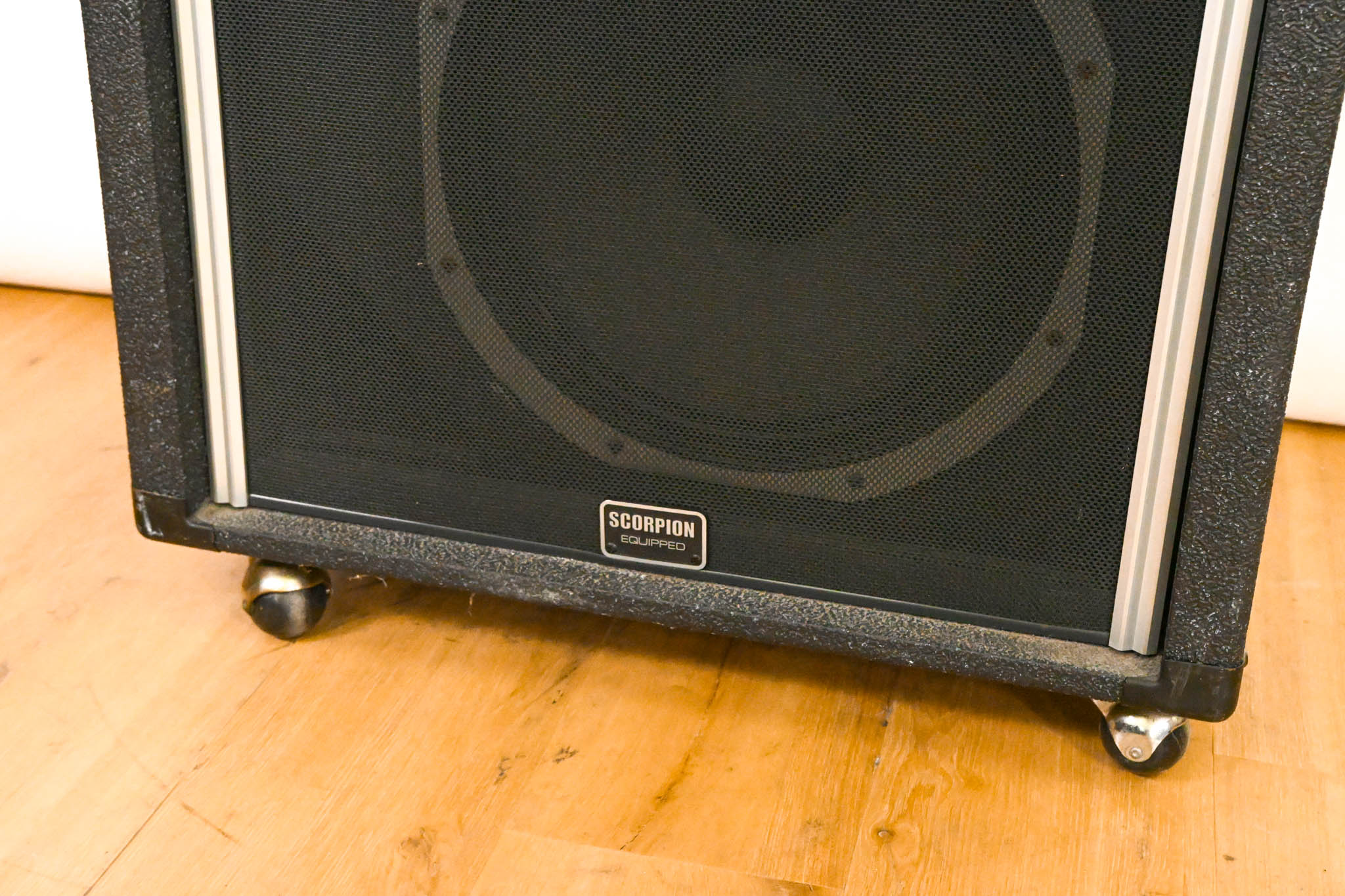 Peavey KB300 300W 1x15" Keyboard Amplifier with Scorpion Speaker