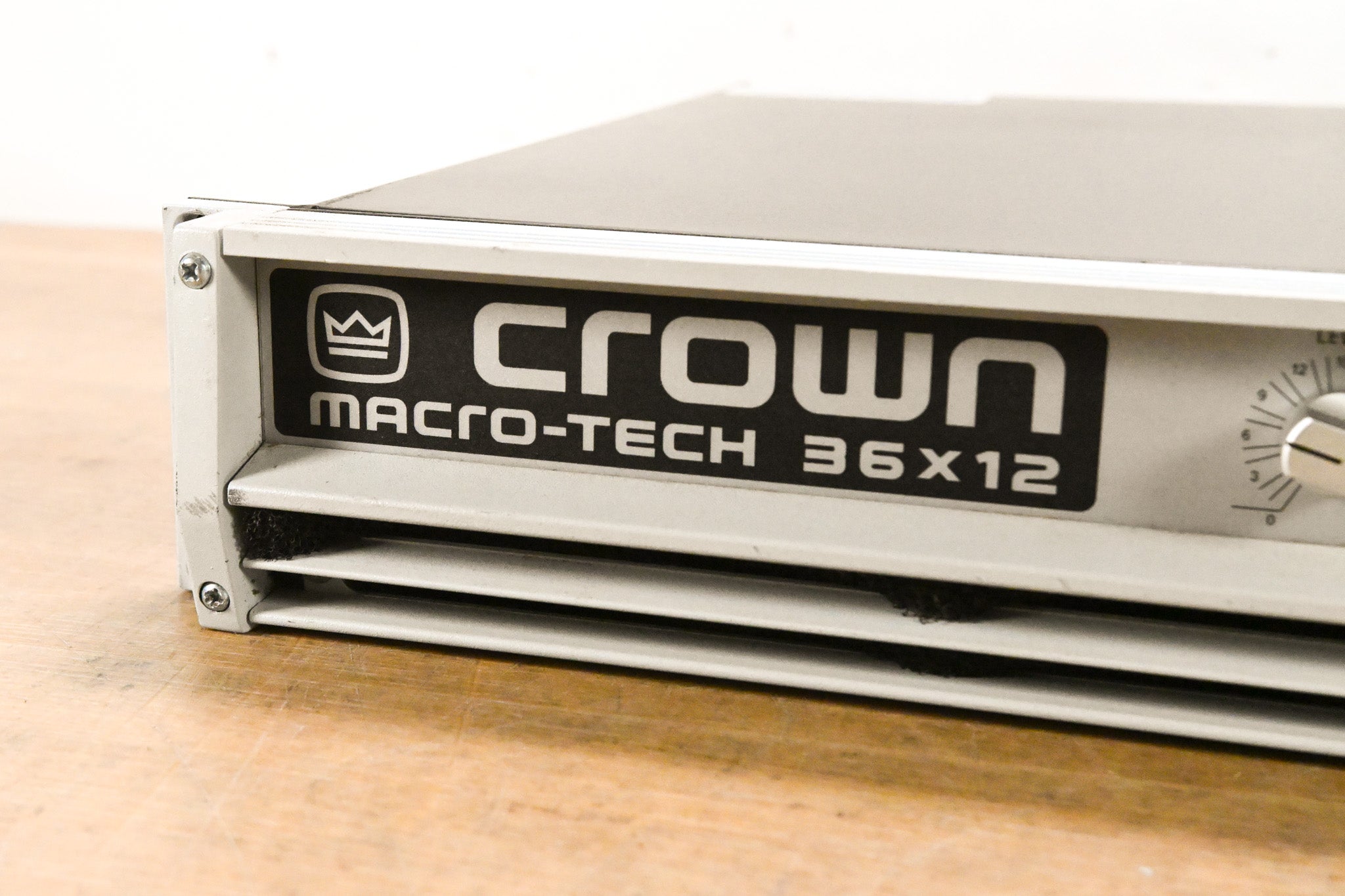 Crown Macro-Tech 36x12 2-Channel Power Amplifier