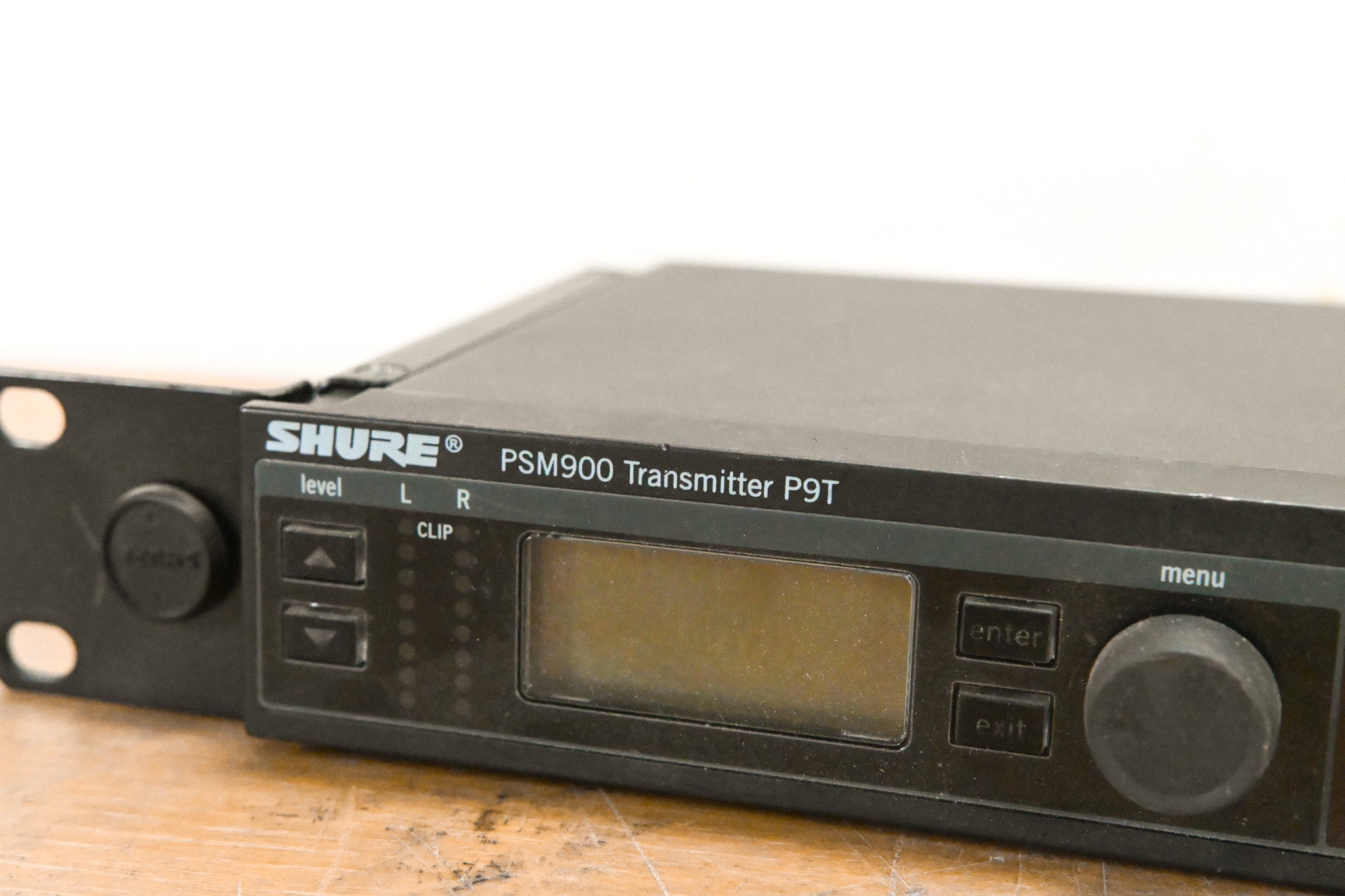 Shure PSM 900 Wireless IEM System L6 Band: 656-692 MHz (NO POWER SUPPLY)