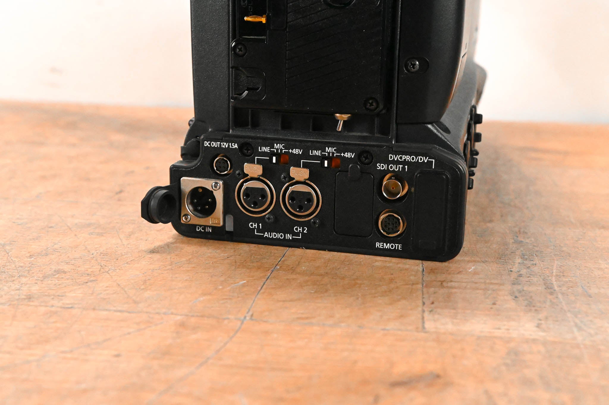Panasonic AG-HPX370P 1/3" ENG P2HD Camcorder