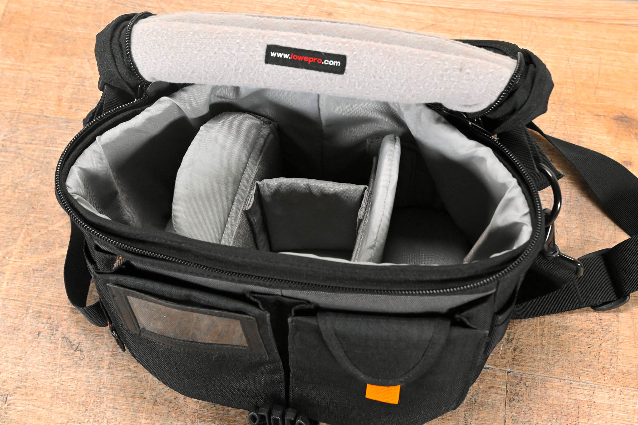 Lowepro Stealth Reporter D100 AW Camera Bag