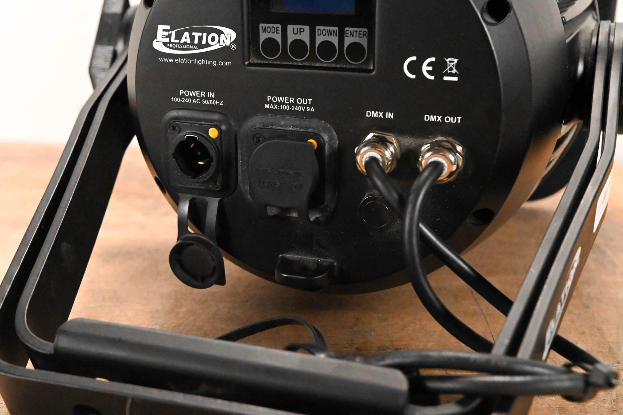 Elation Fuze Par Z120 IP 120W RGBW LED Par with Zoom (NO POWER SUPPLY)