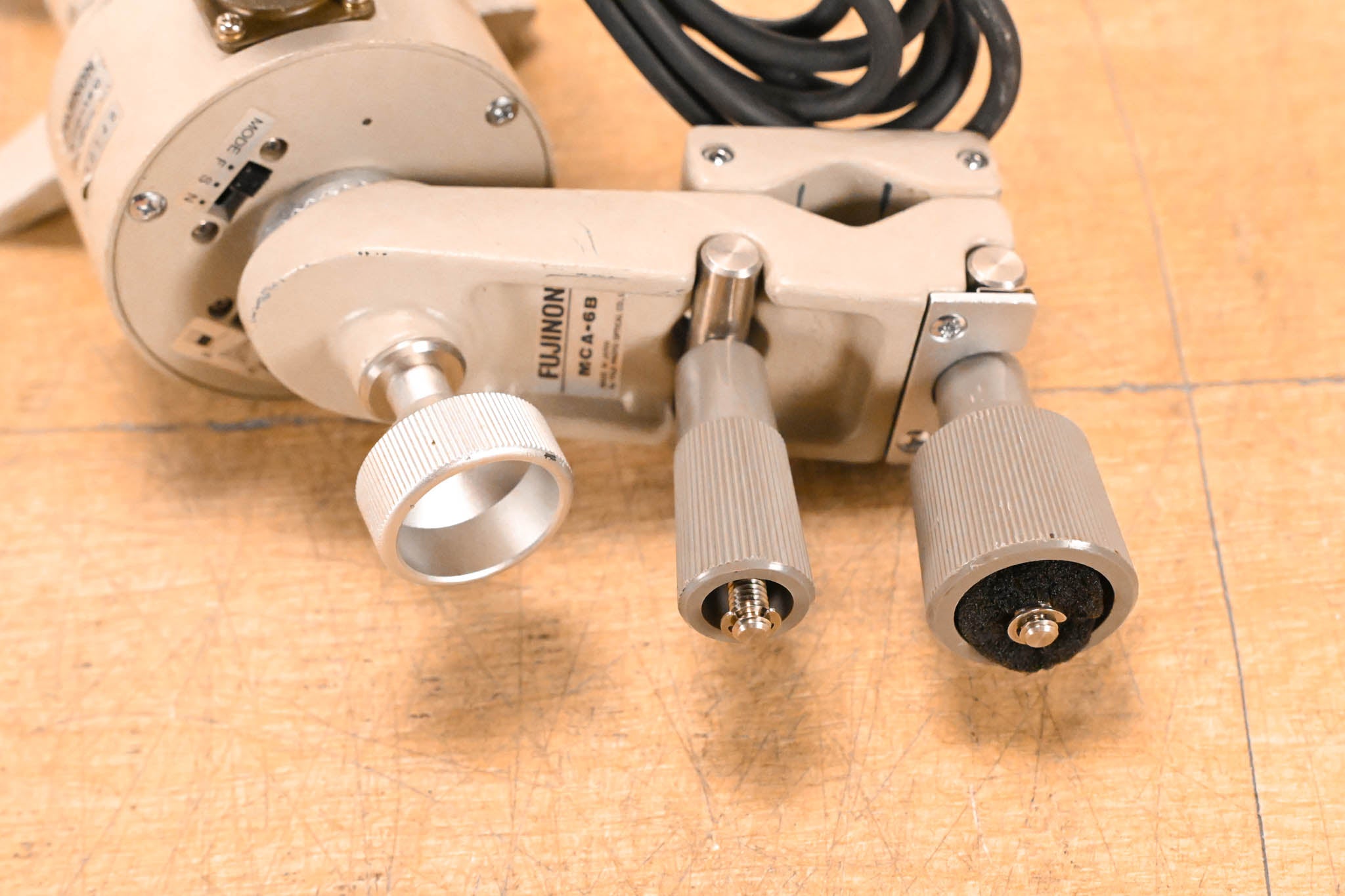 Fujinon EPD-12C Focus Controller with MCA-6B Clamp