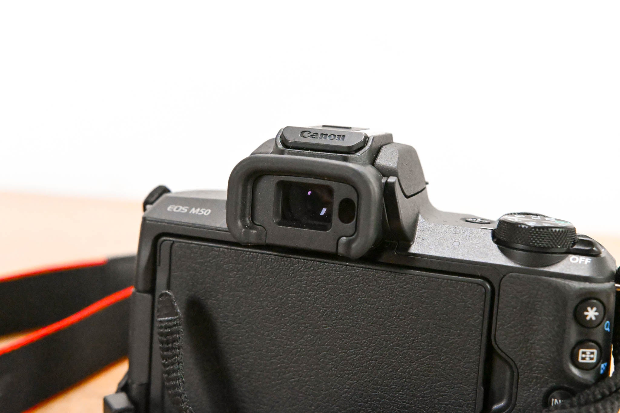 Canon EOS M50 Mirrorless Camera with EF-M 15-45mm f/3.5-6.3 IS STM Lens