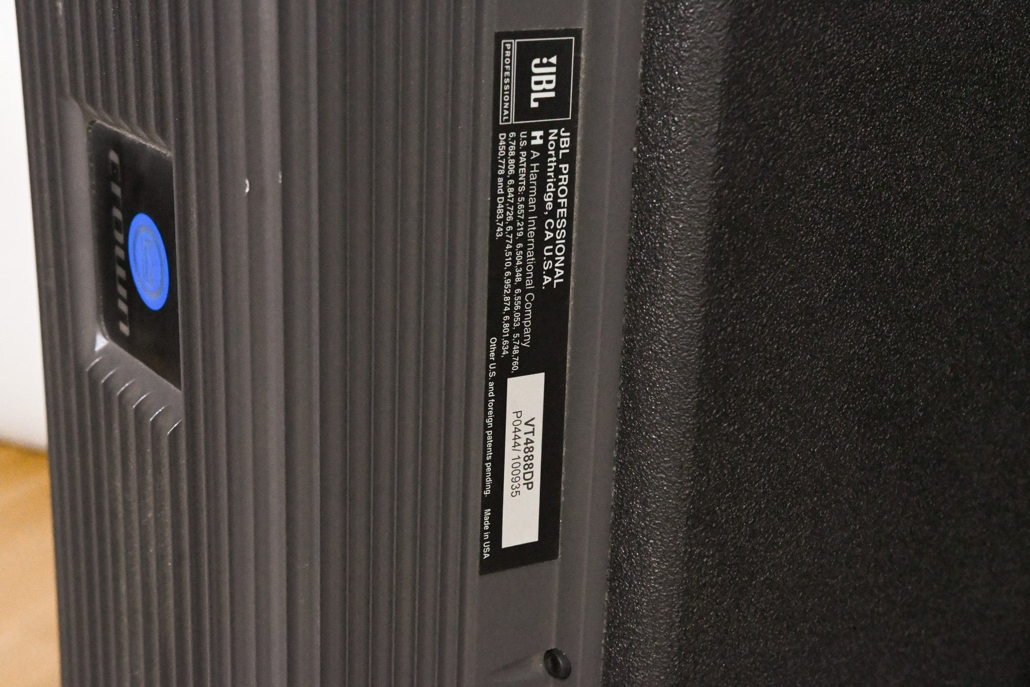 JBL VT4888DP Powered 3-Way Line Array Speaker (PAIR)