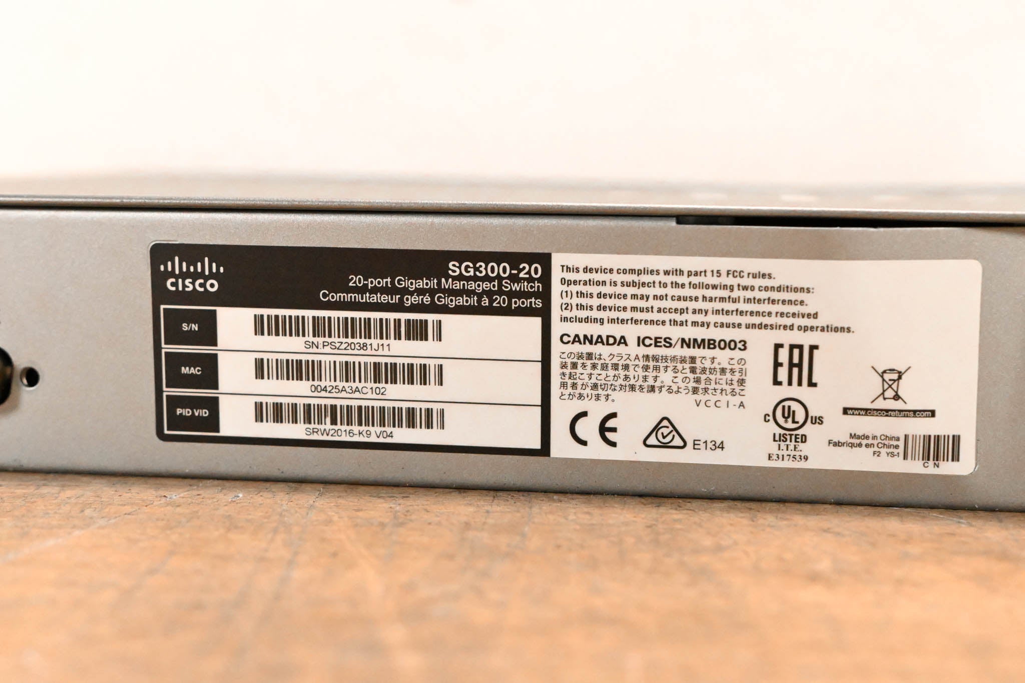 Cisco SG300-20 20-Port Gigabit Managed Switch