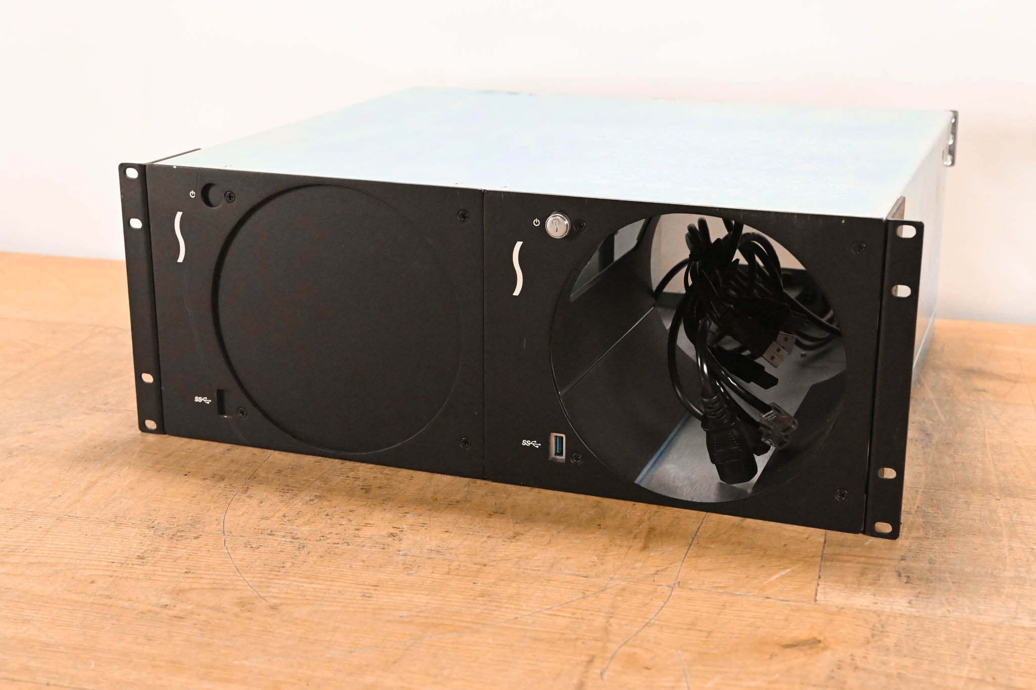 Sonnet RackMac Pro (with 1 Computer Mounting Module)