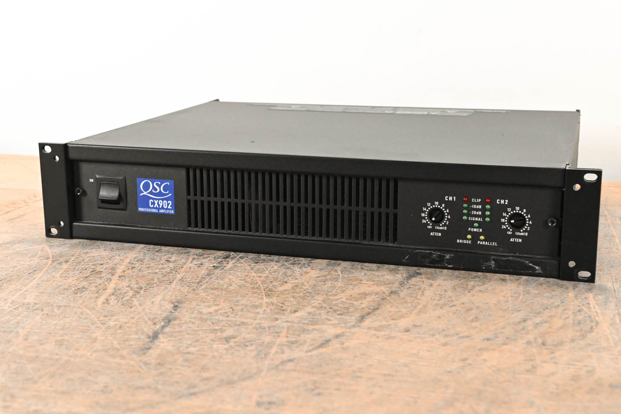 QSC CX902 2-Channel Power Amplifier