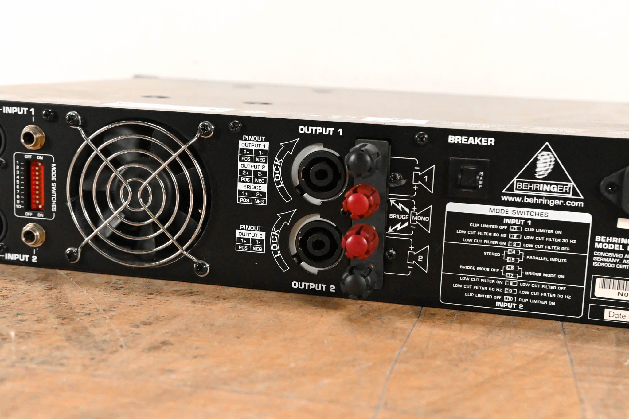 Behringer Europower EP2500 2-Channel Power Amplifier