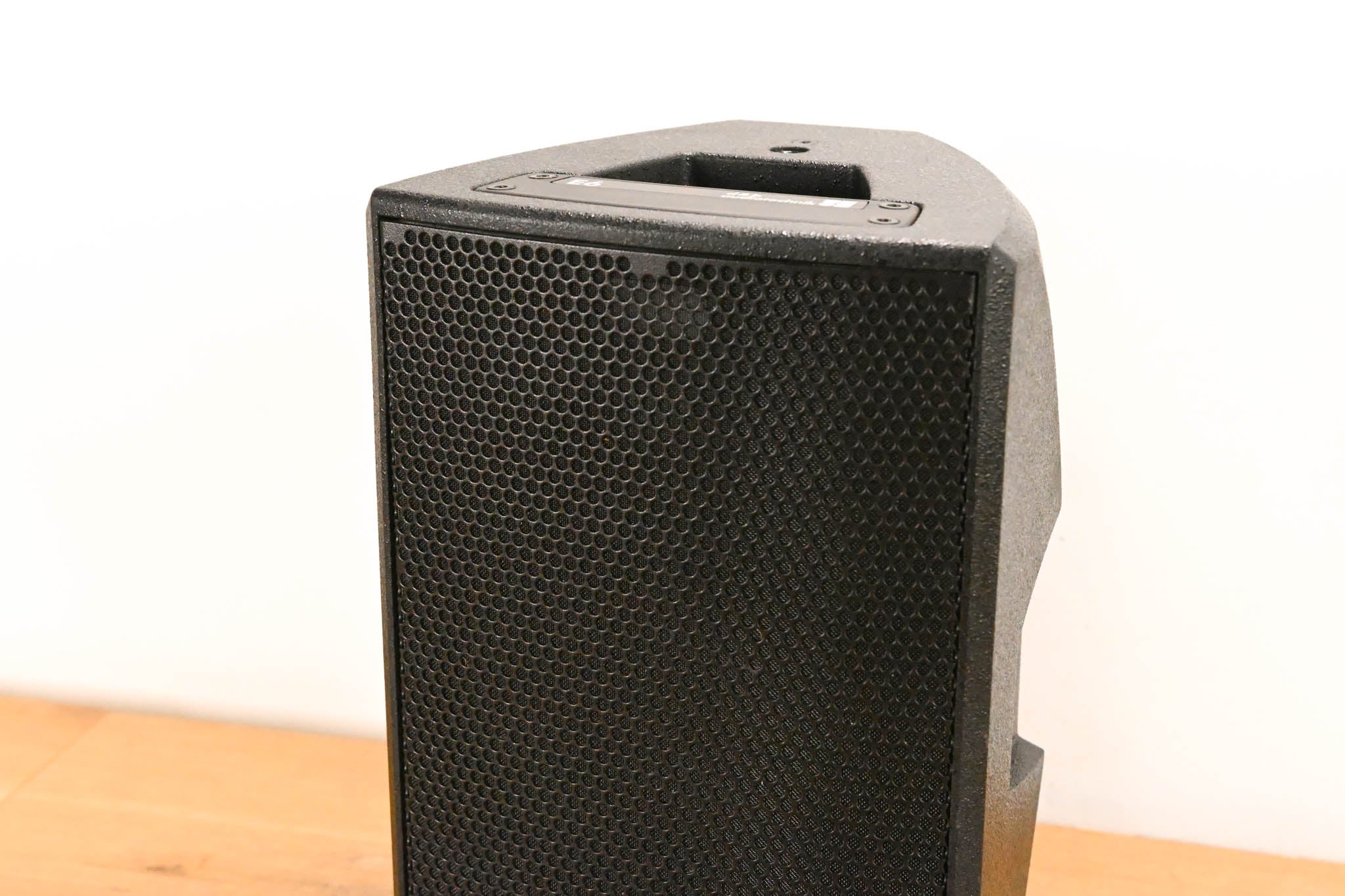 d&b audiotechnik E6 2-Way Passive Coaxial Loudspeaker