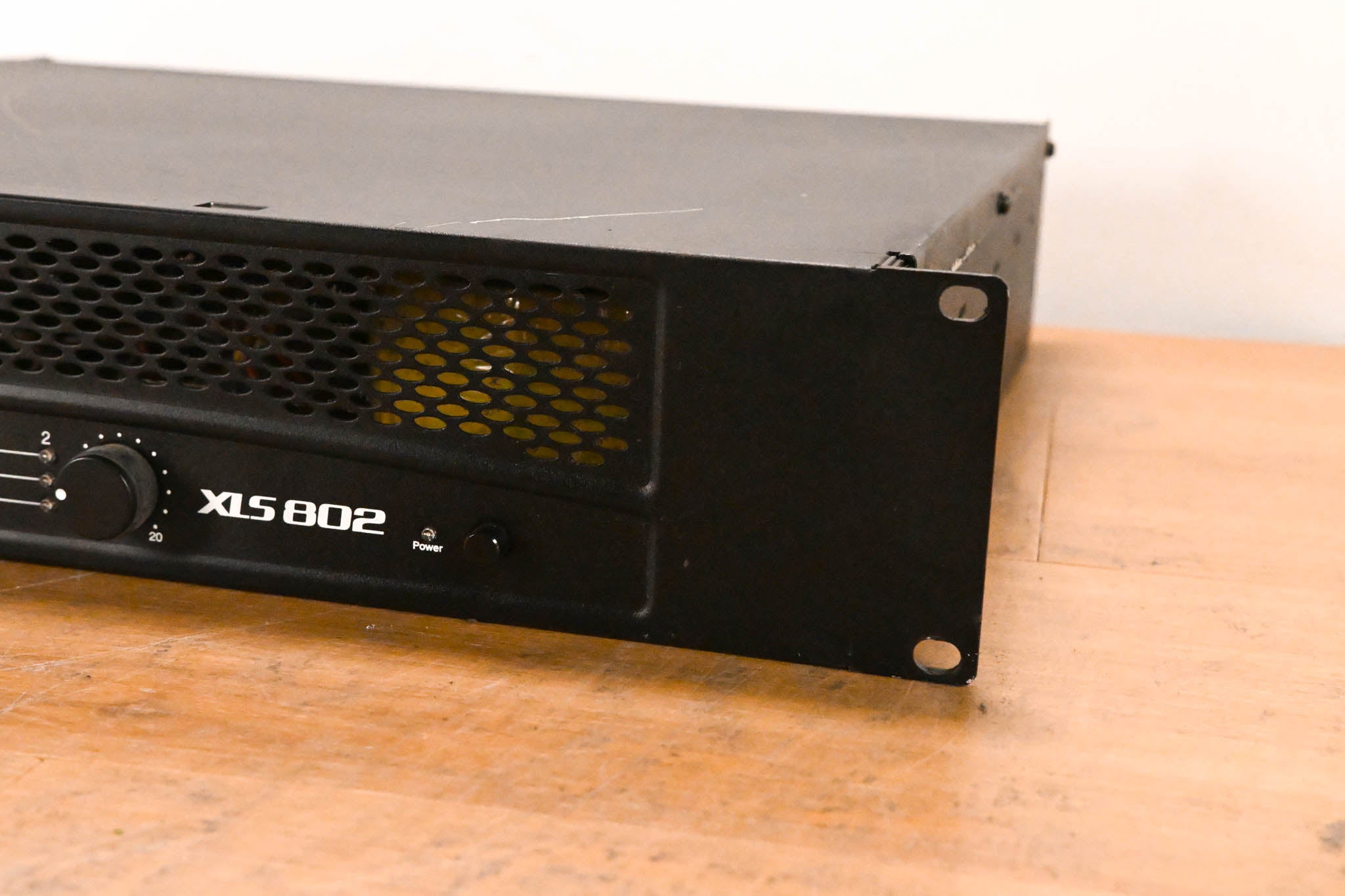 Crown XLS 802 2-Channel Power Amplifier