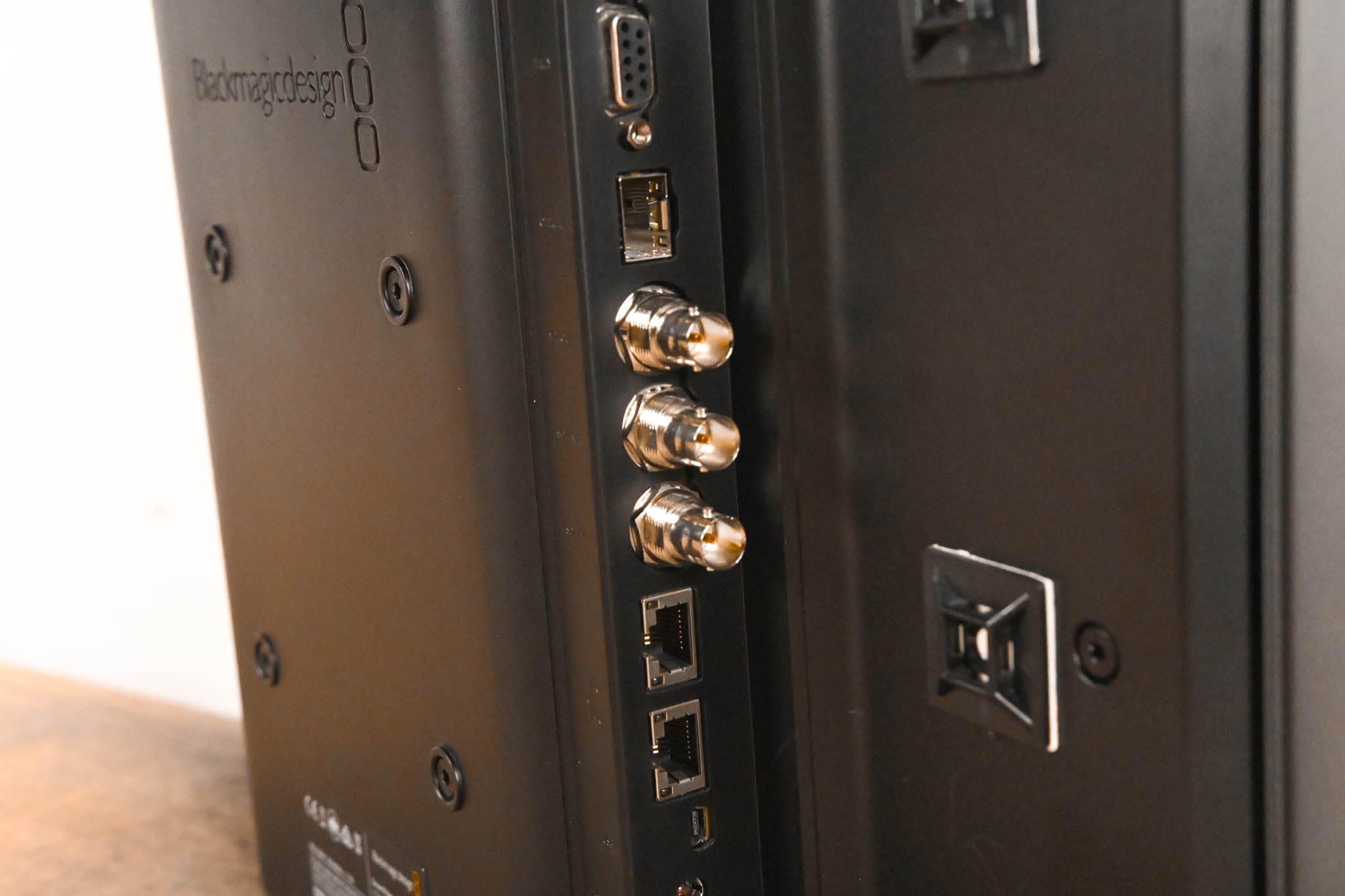 Blackmagic Design SmartView 4K 15.6" UltraHD Broadcast Monitor