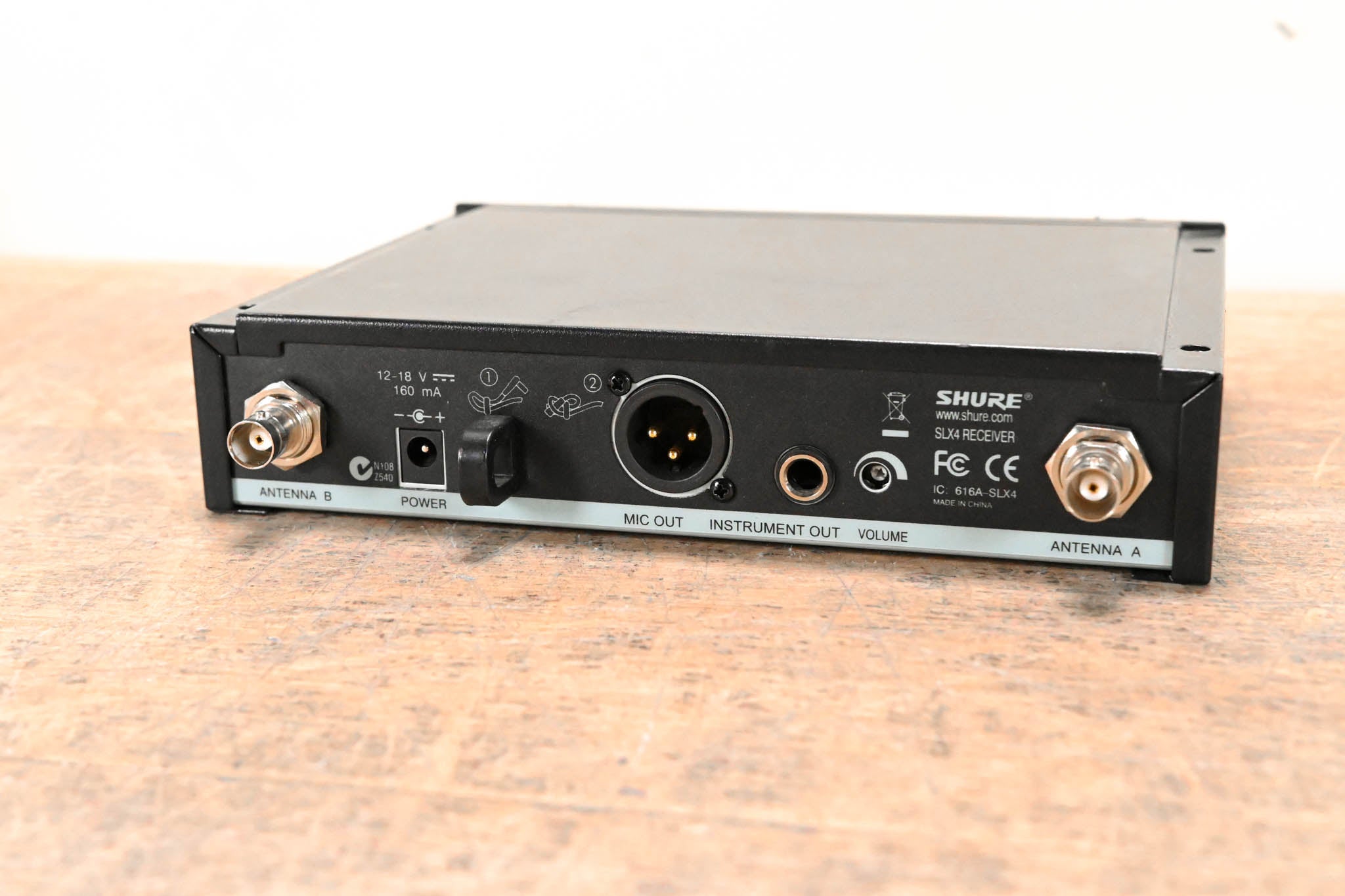 Shure SLX14 Bodypack Wireless System - G5 Band (NO POWER SUPPLY)