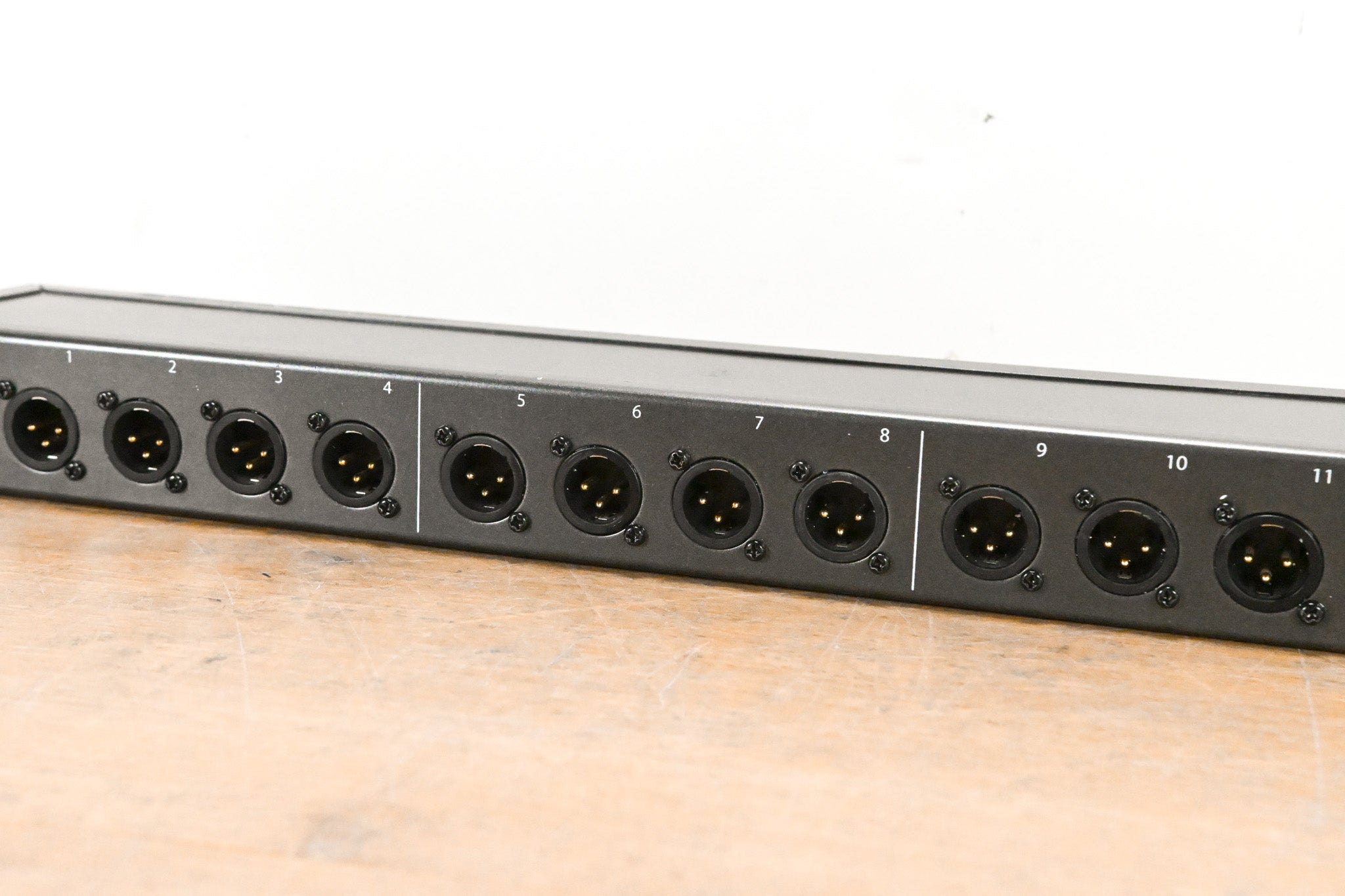 Hosa PDR-369 XLR3F to XLR3M Patch Bay