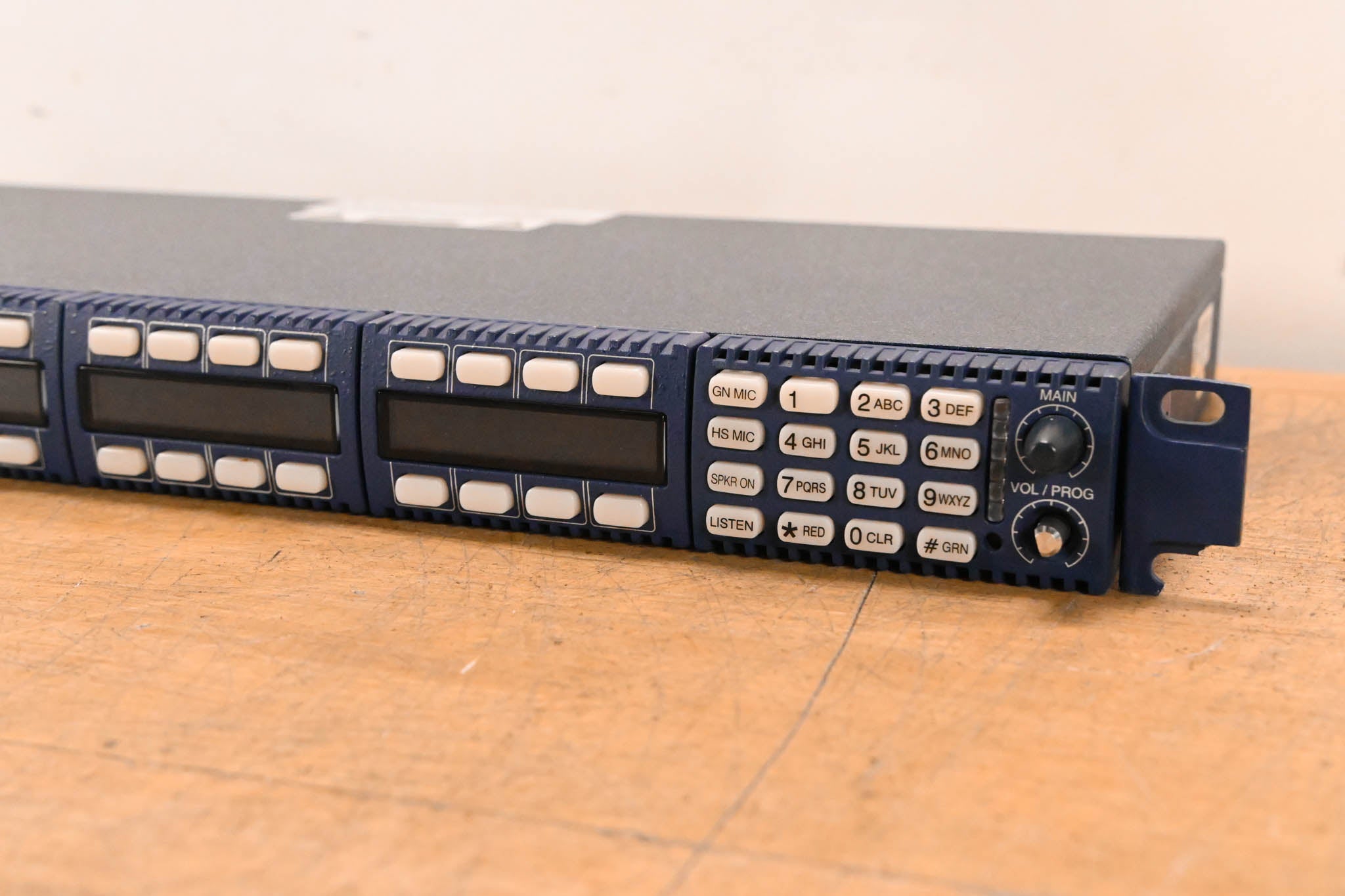 Clear-Com I-1430E i-Series 32-Key Pushbutton Panel