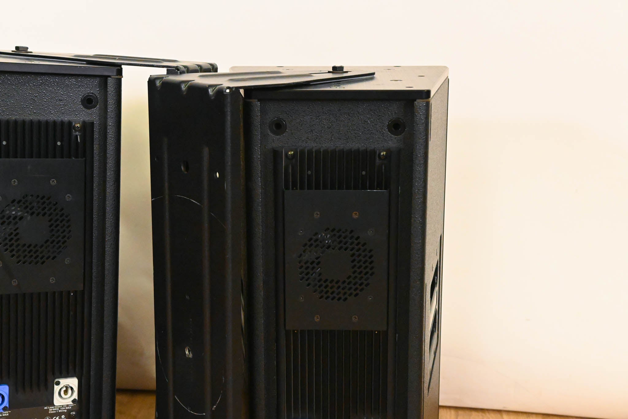 Meyer Sound UPJ-1P Compact VariO Loudspeaker (PAIR)