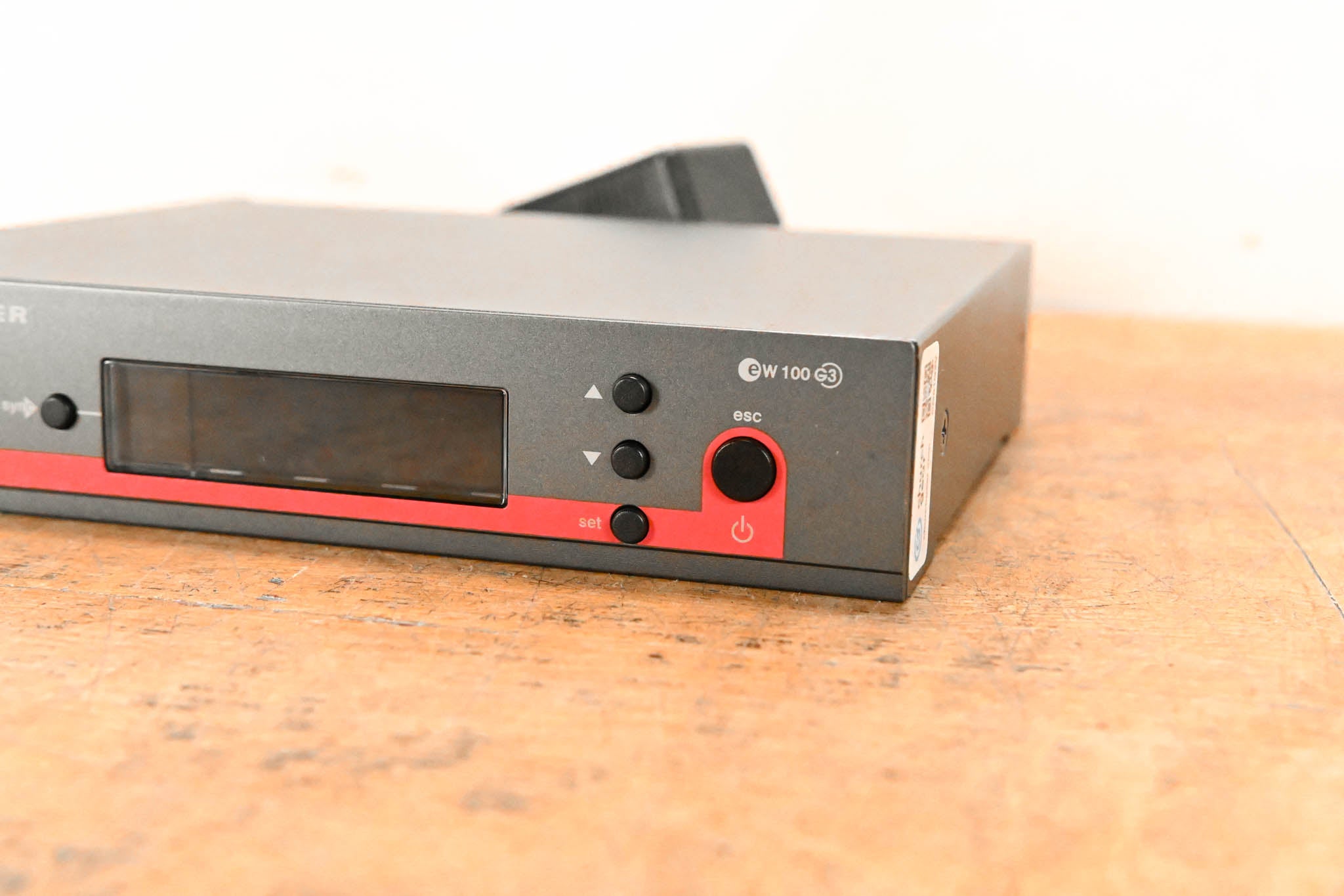 Sennheiser EM 100 G3 Wireless Receiver - A Range: 516-558 MHz