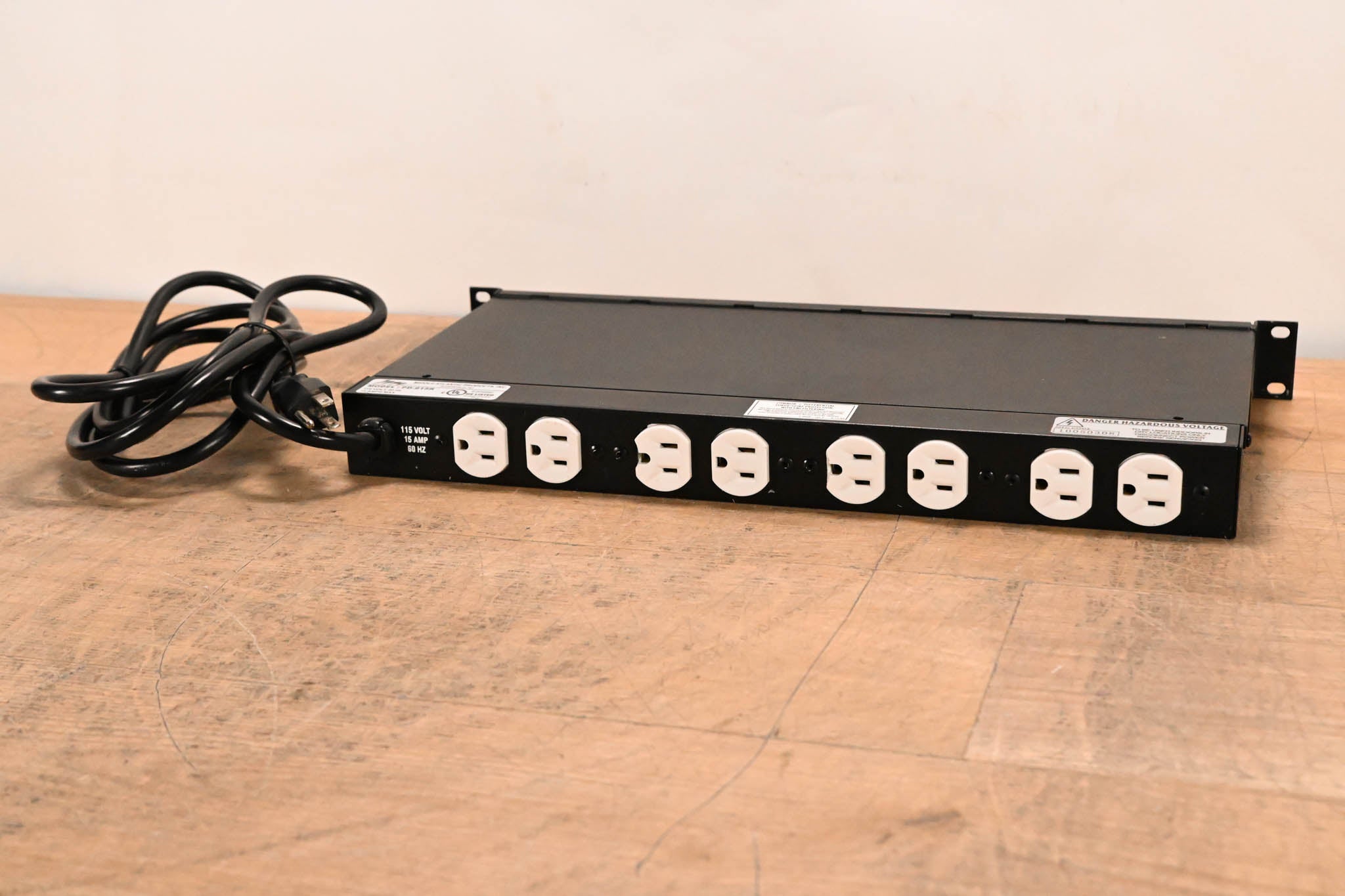 Middle Atlantic PD-915R 9-Outlet Rackmount Power Distribution Unit