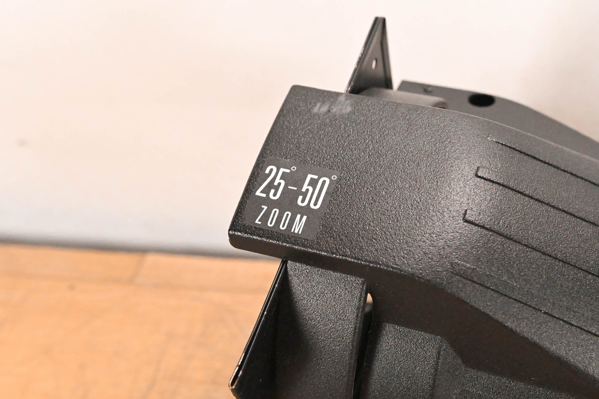 ETC Source Four Jr 25-50 Degree Zoom 575 Ellipsoidal Light