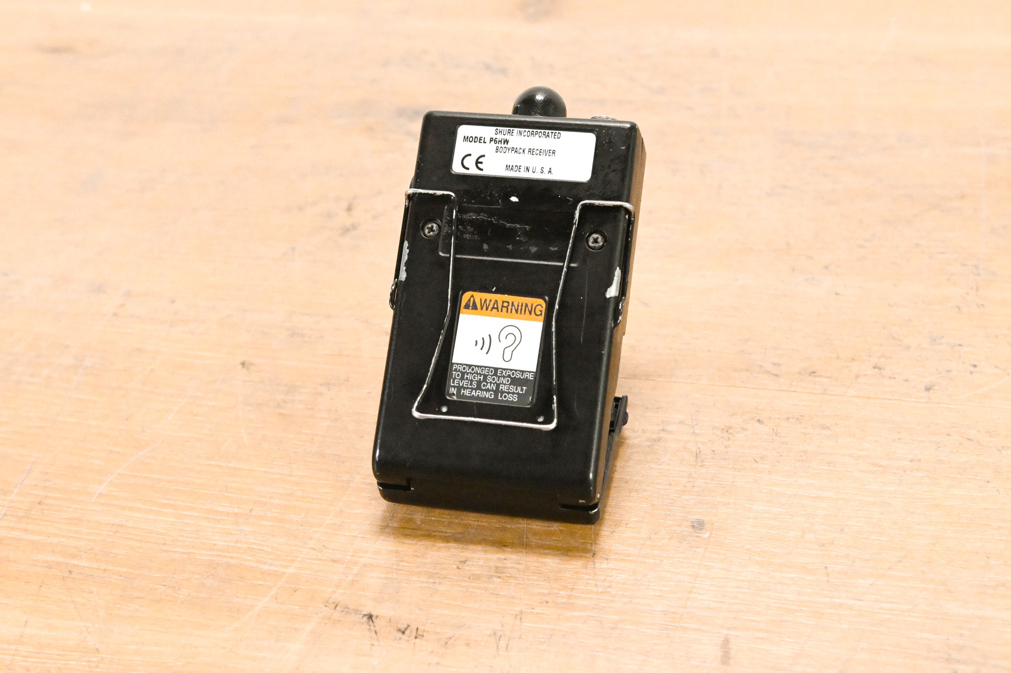 Shure P6HW Wired Bodypack Receiver