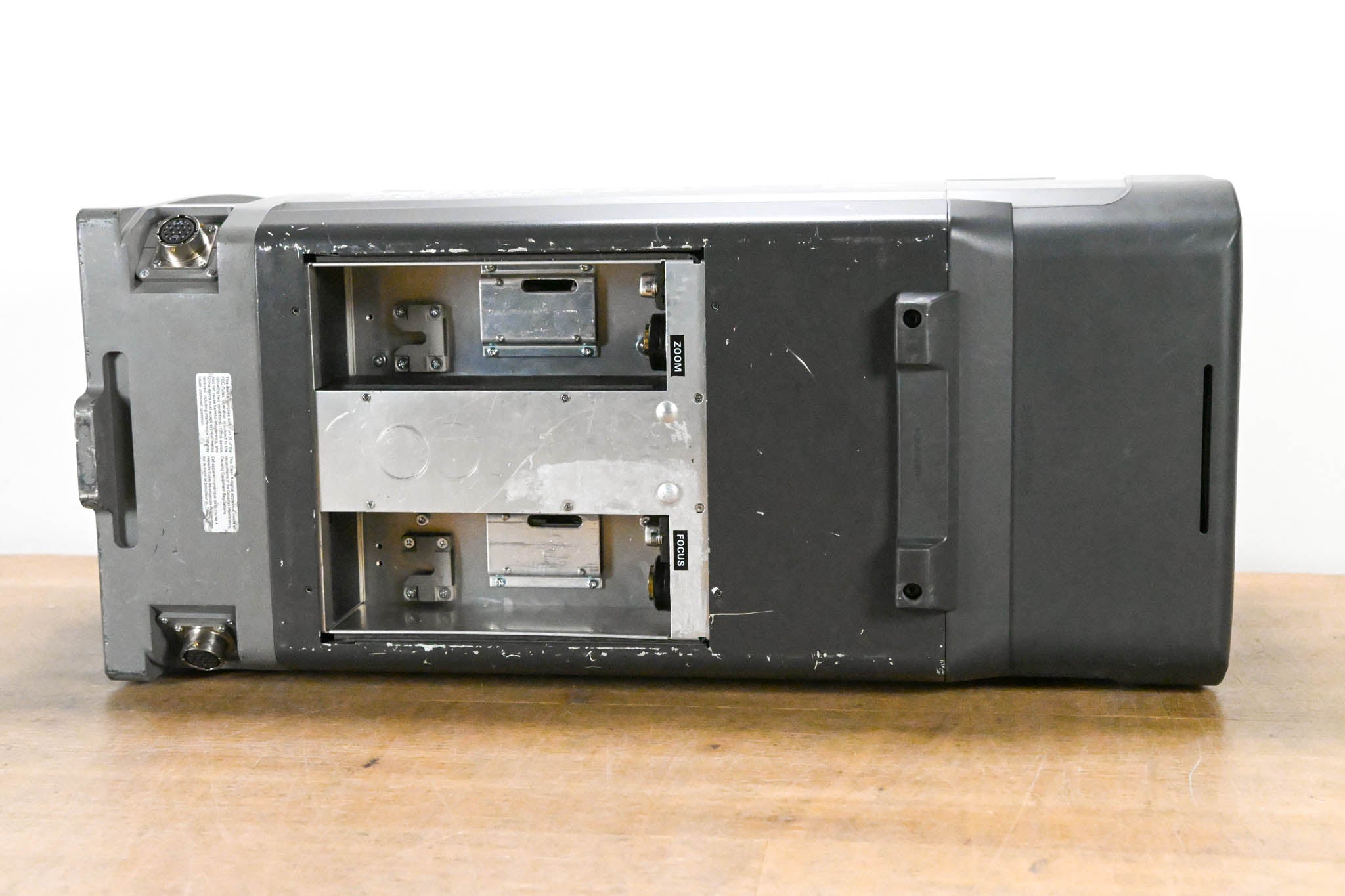 Canon XJ27x6.5B 6.5-180mm DIGISUPER 27 AF HD Box Lens