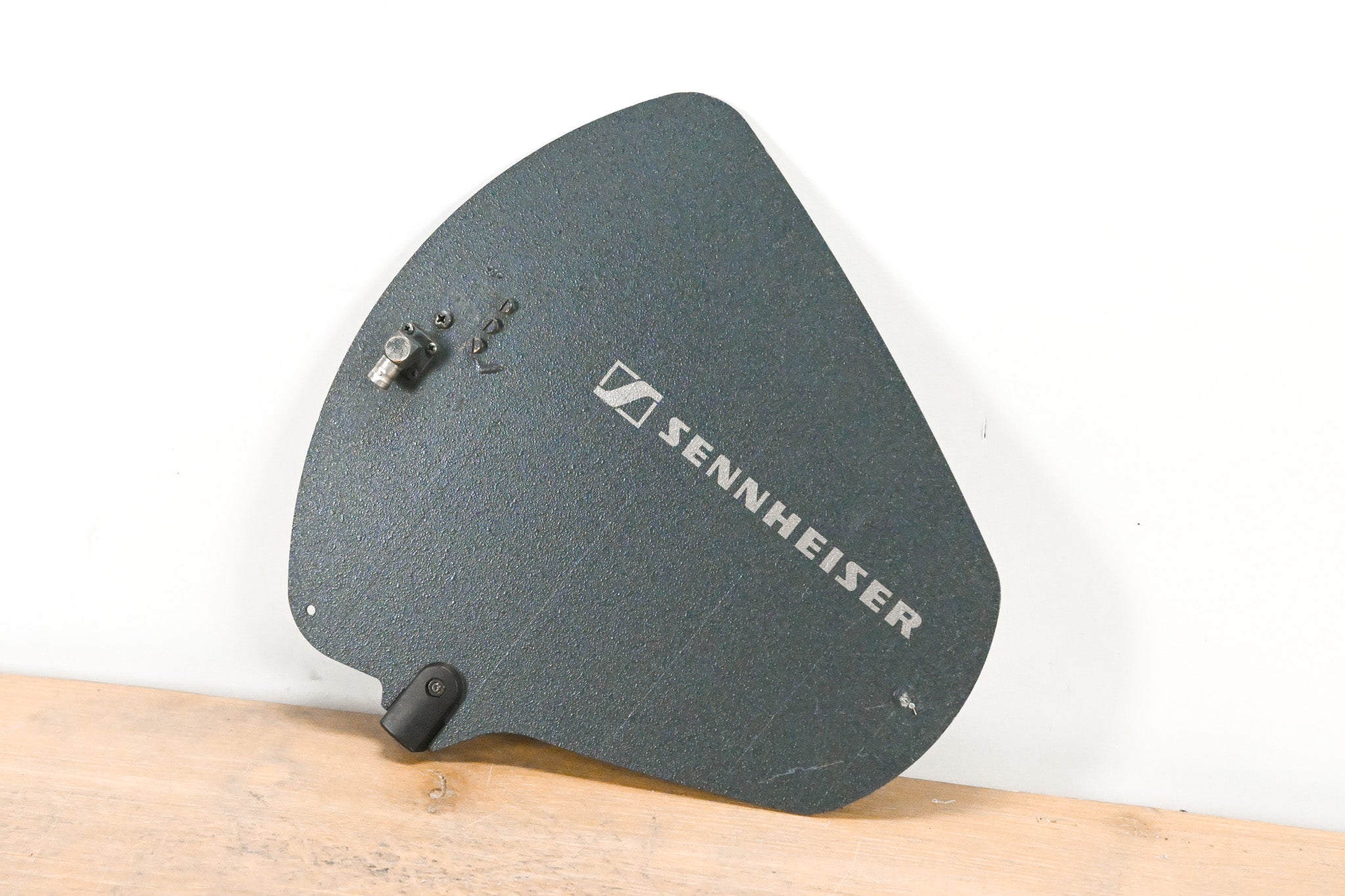 Sennheiser A12AD-UHF Active Antenna 584-608 MHz