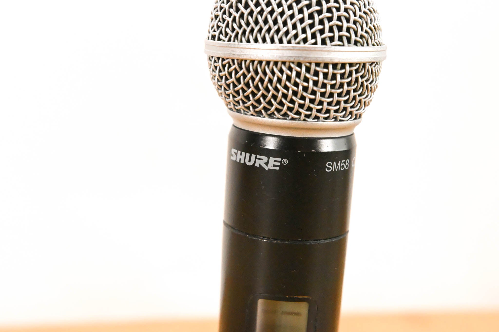 Shure ULXP24/58 Handheld Wireless System - G3 Band (NO POWER SUPPLY)