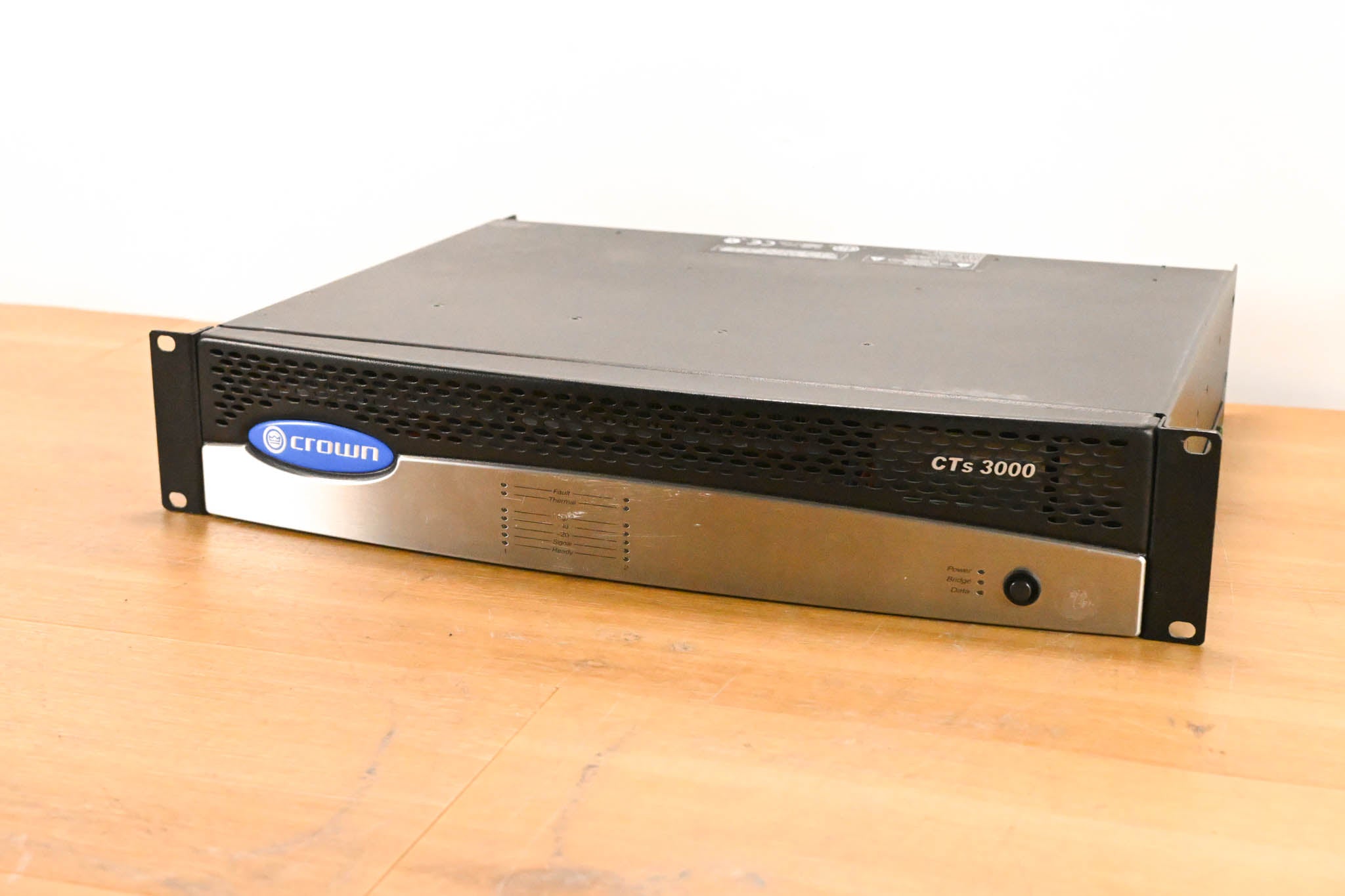Crown CTs 3000 Two-Channel 1500W Power Amplifier