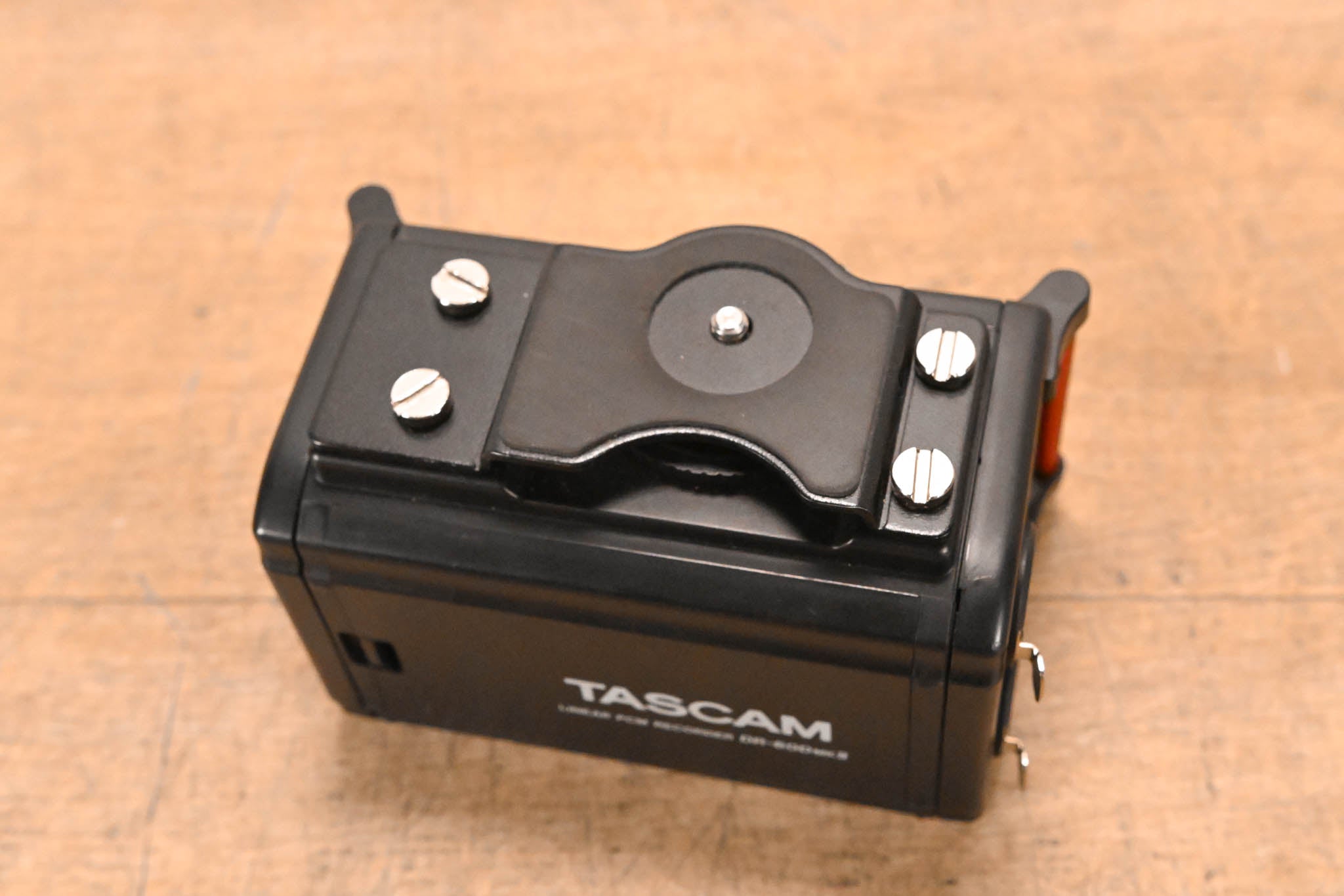 TASCAM DR-60DMKII 4-Track Audio Field Recorder and Mixer for Audio/Video