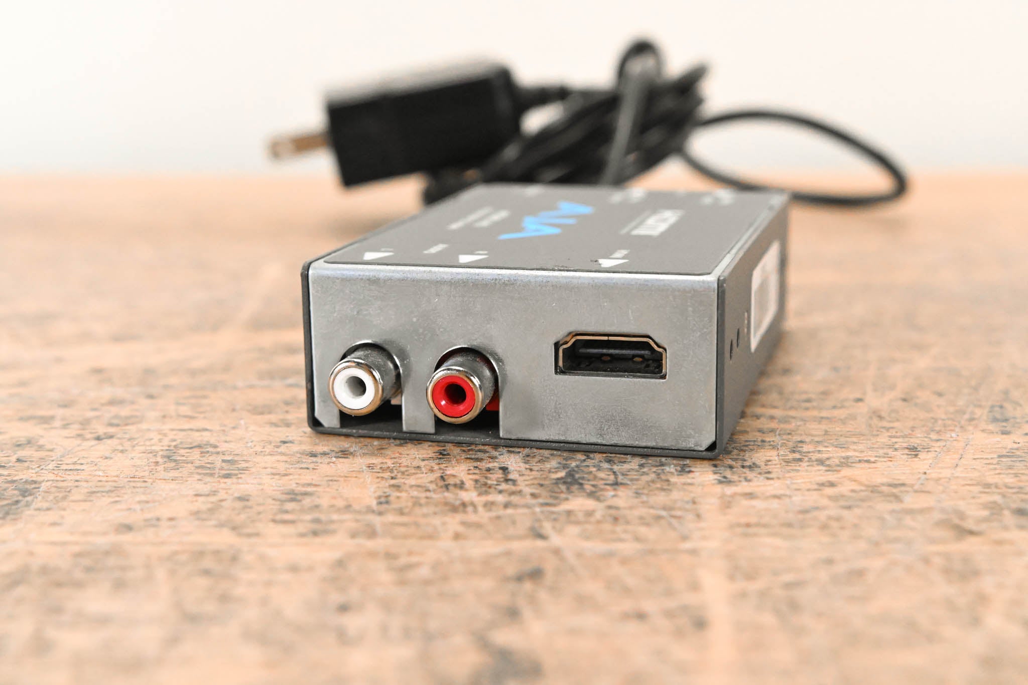 AJA HI5 HD/SD-SDI to HDMI Video and Audio Converter