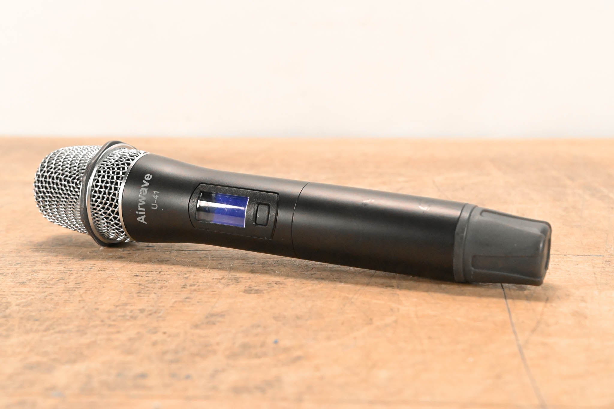 Airwave Technologies U-41 Handheld Transmitter Microphone - 514-542 MHz