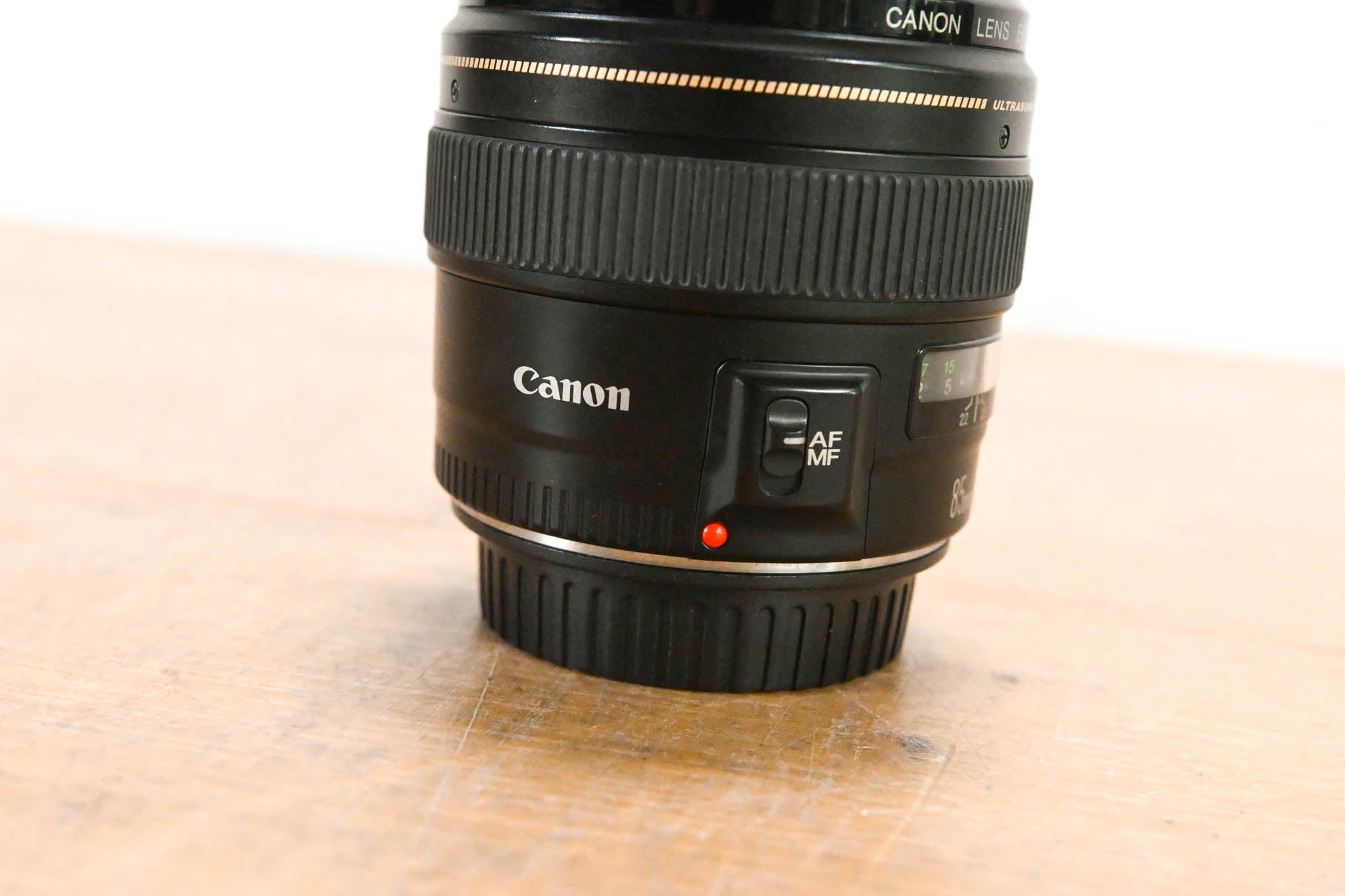 Canon EF 85mm f/1.8 USM Autofocus Lens