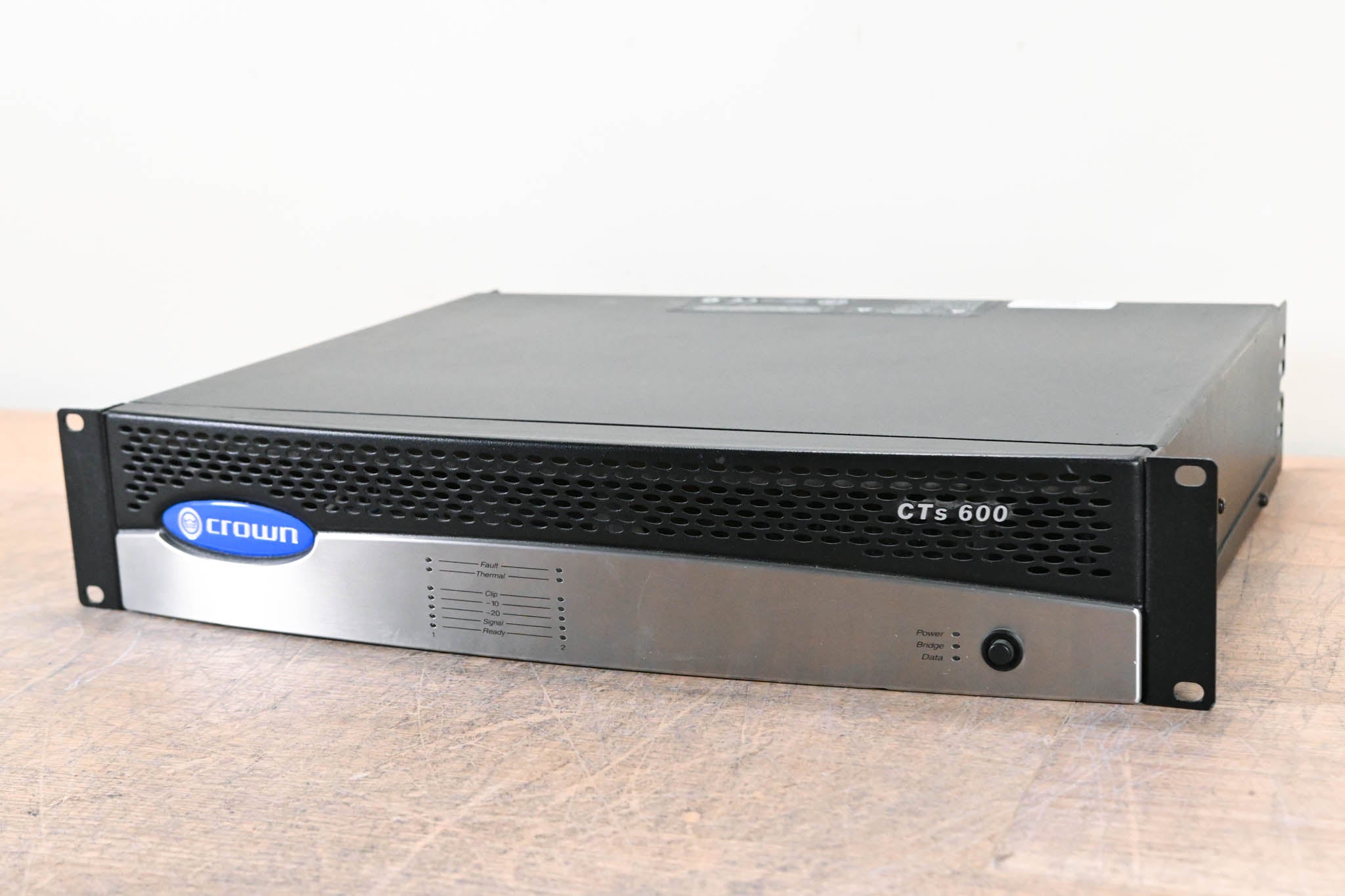 Crown CTs 600 2-Channel Power Amplifier