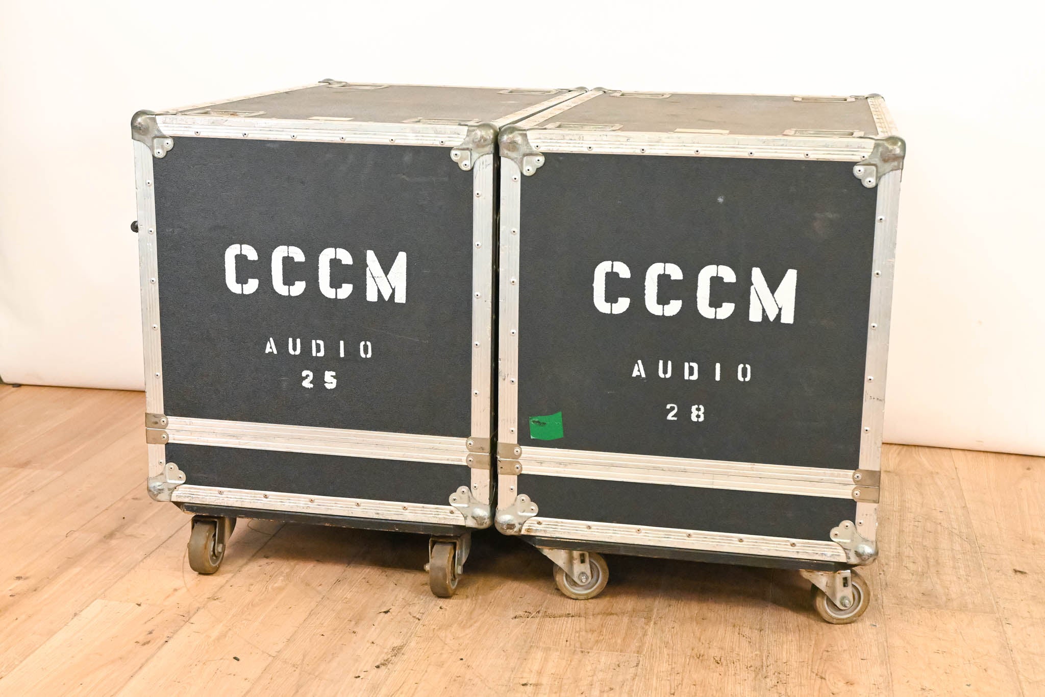 EAW KF650z Virtual Array Full Range Loudspeaker (PAIR) w/ Road Case