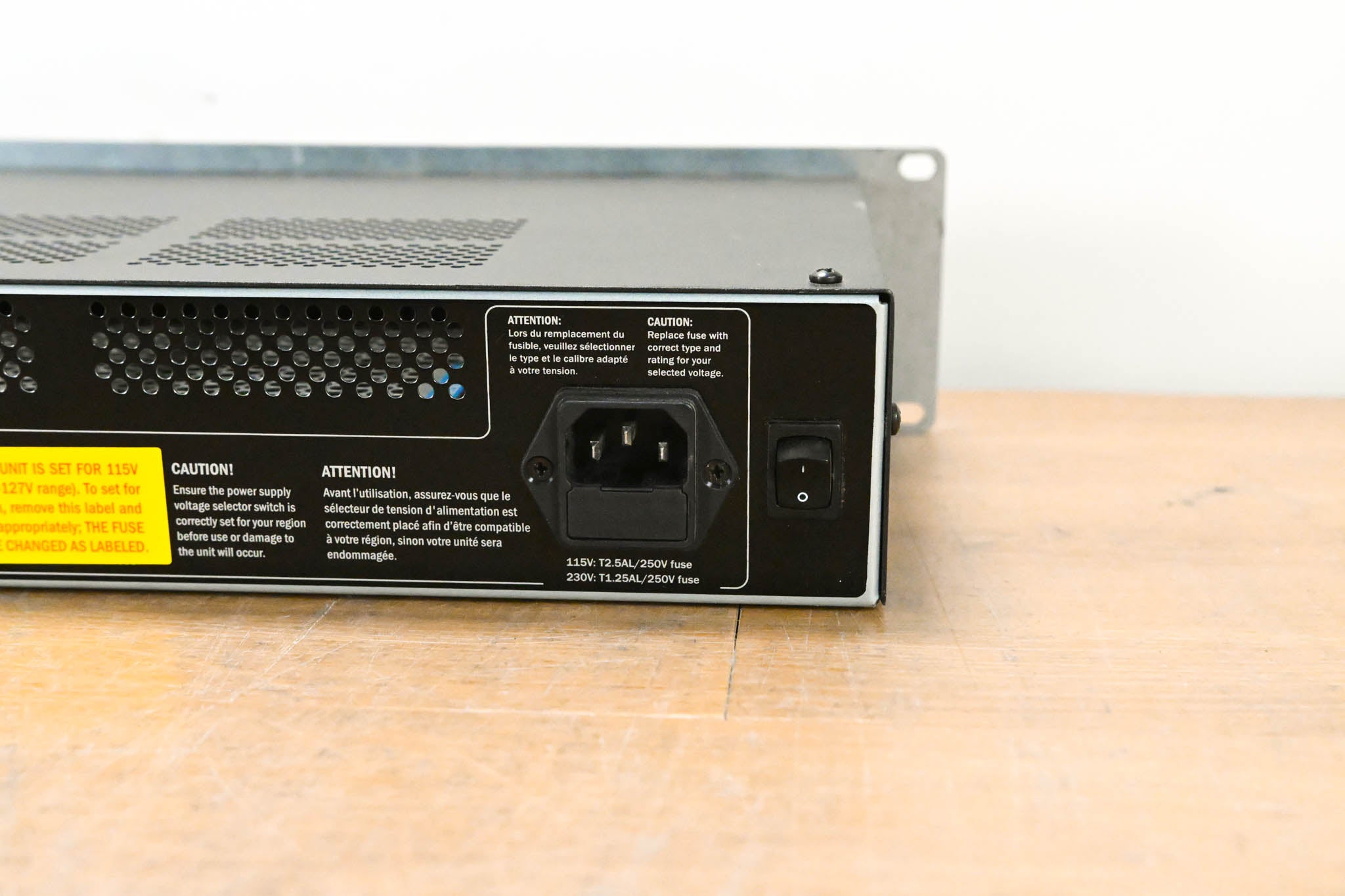 Aviom D400-Dante A-Net Distributor with Dante Connectivity