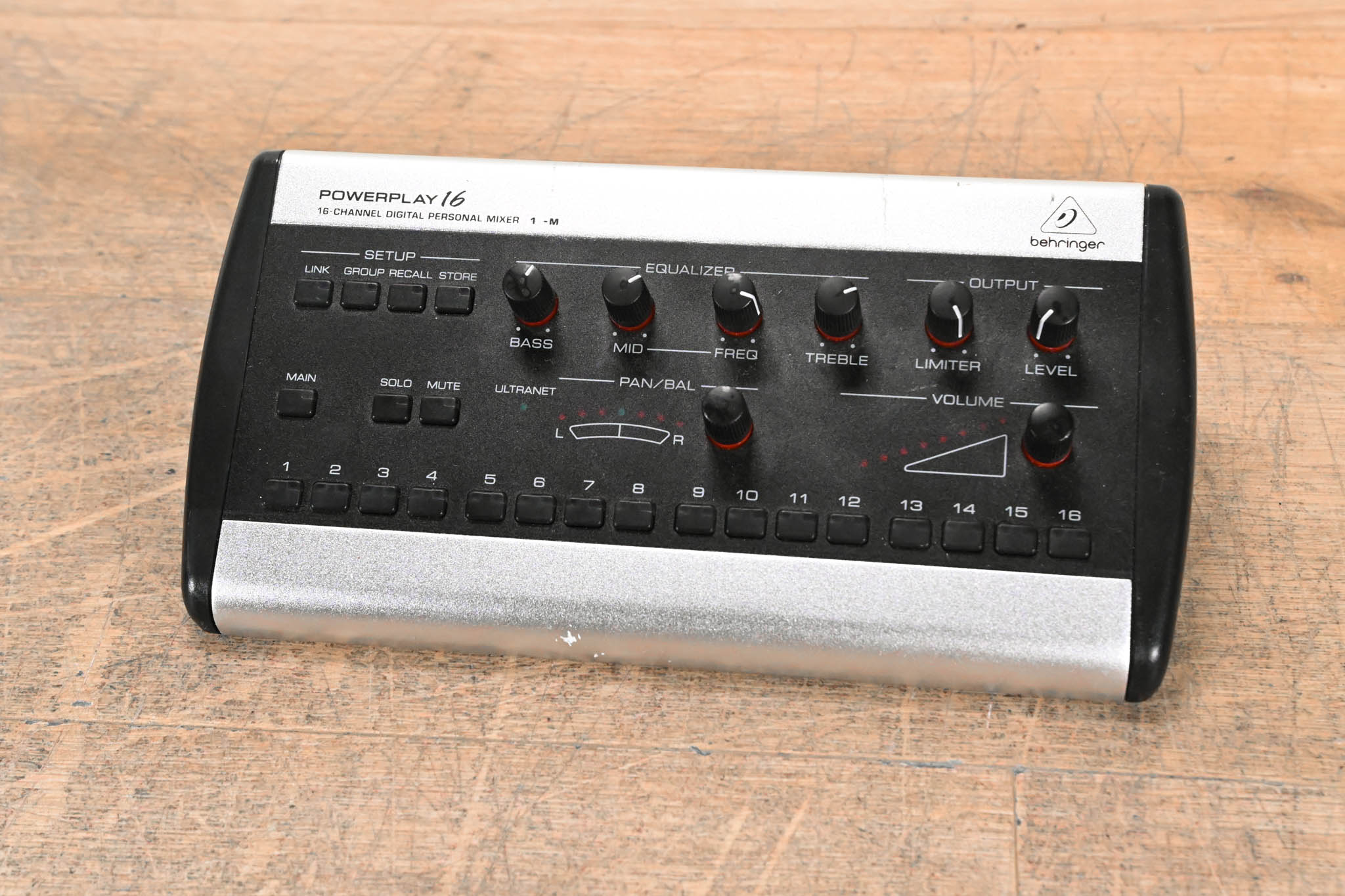 Behringer Powerplay P16-M 16-Channel Digital Personal Mixer