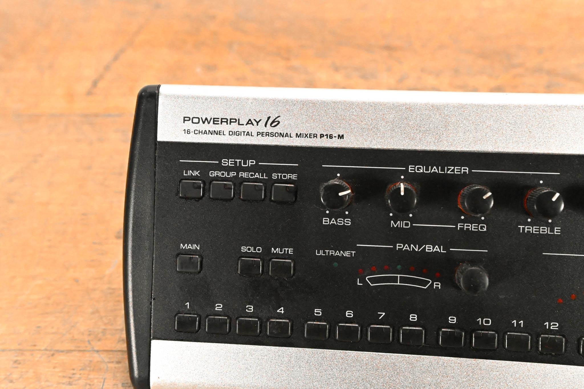 Behringer Powerplay P16-M 16-Channel Digital Personal Mixer