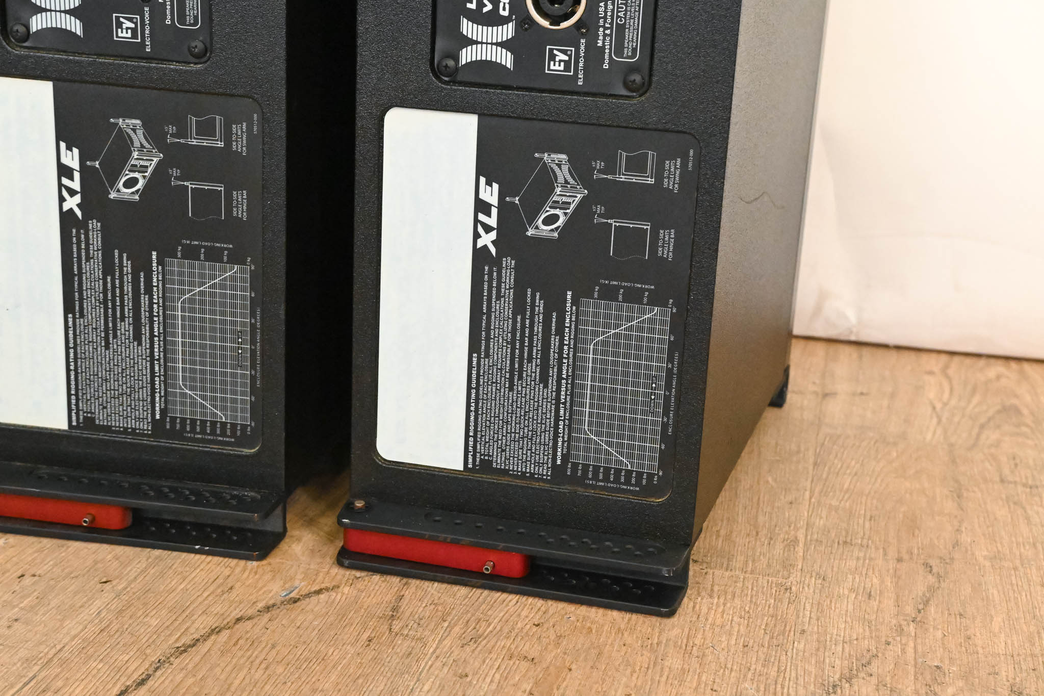 Electro-Voice (EV) XLE181 8" 2-Way Passive Line Array Speaker (PAIR)