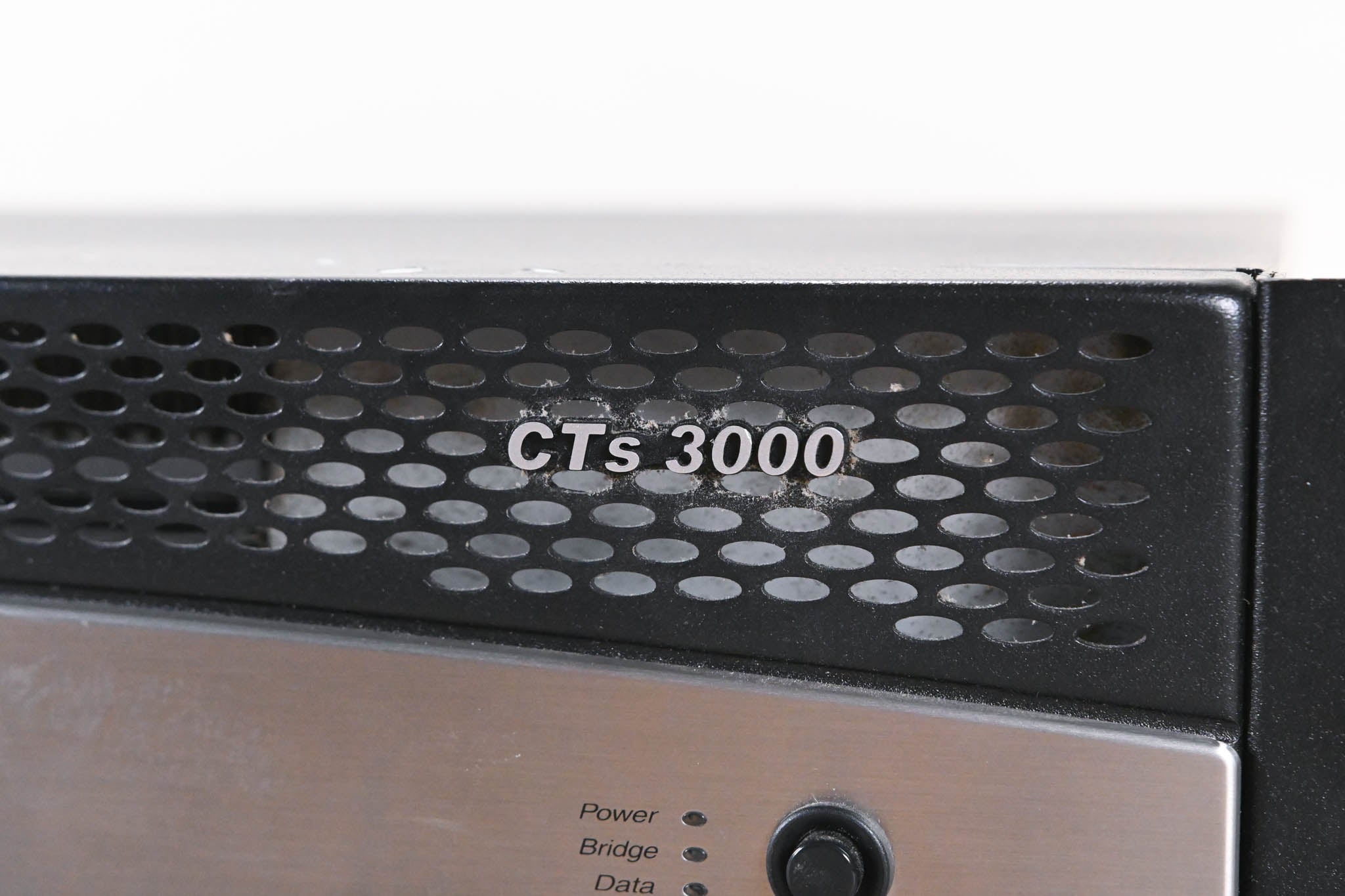 Crown CTs 3000 2-Channel Power Amplifier