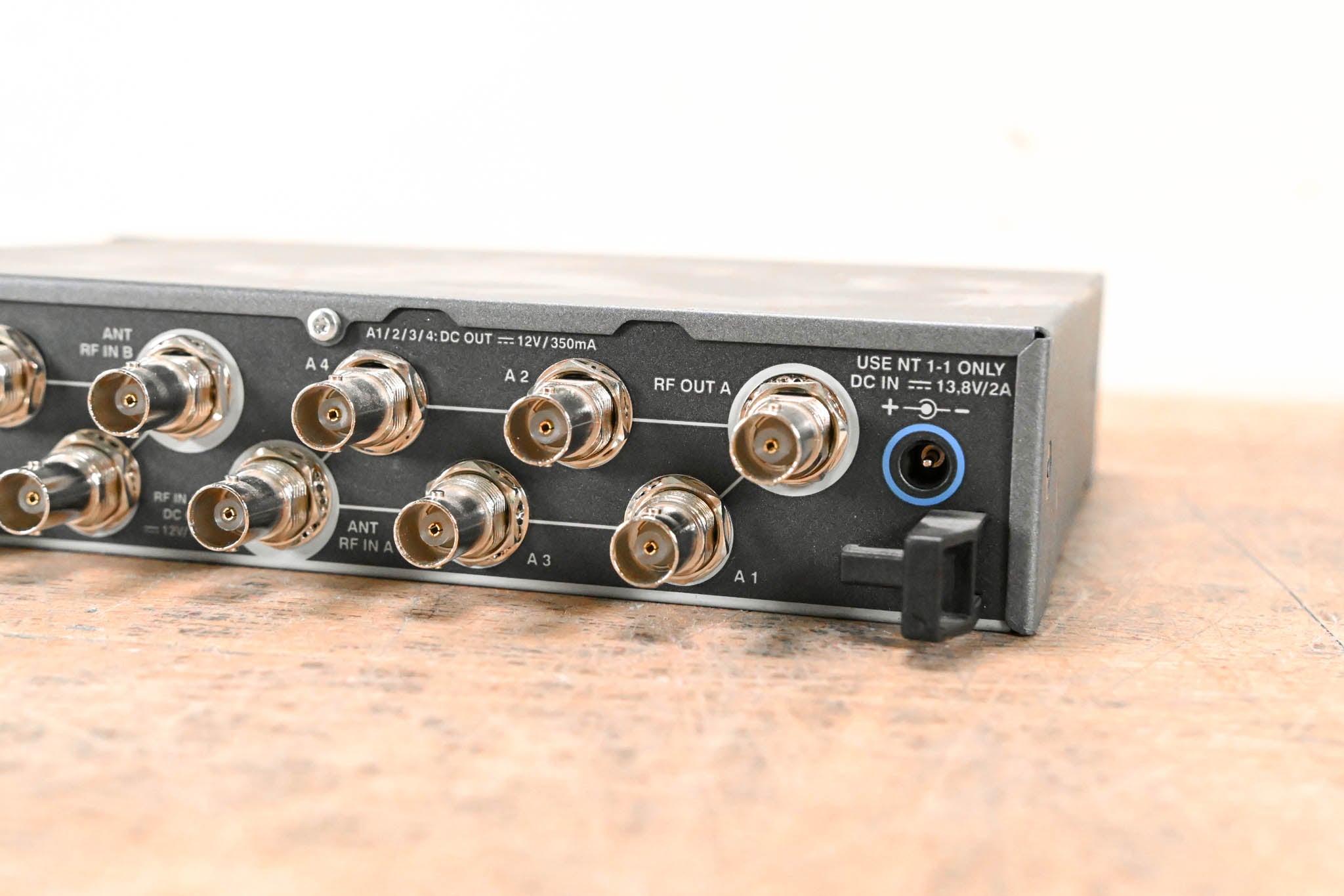 Sennheiser ASA 1 Active Antenna Splitter - 500-870 MHz (NO POWER SUPPLY)