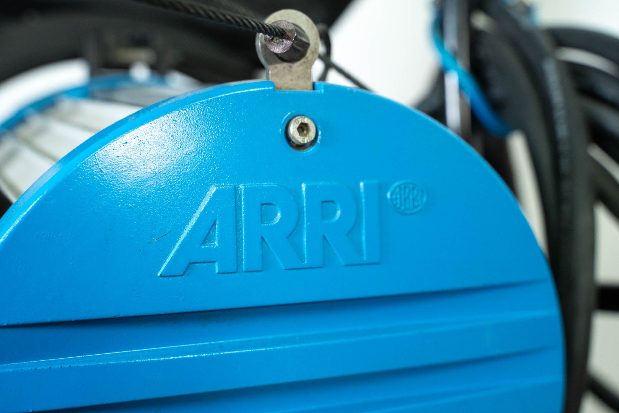 ARRI 2000 Fresnel Light Fixture