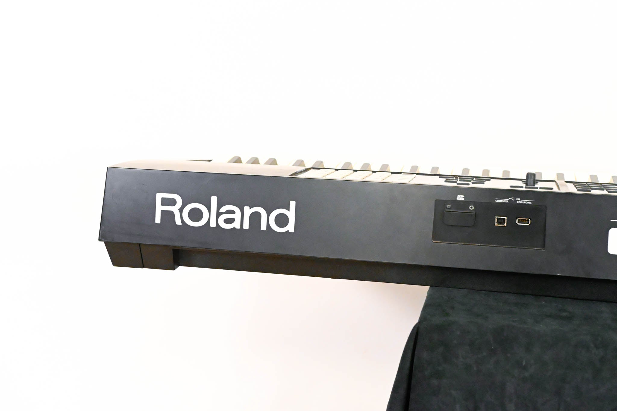 Roland FA-08 88-Key Music Workstation (NO POWER SUPPLY)