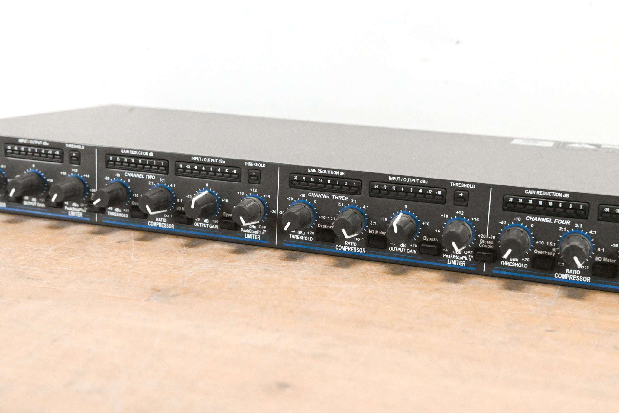 dbx 1046 Quad Compressor/Limiter
