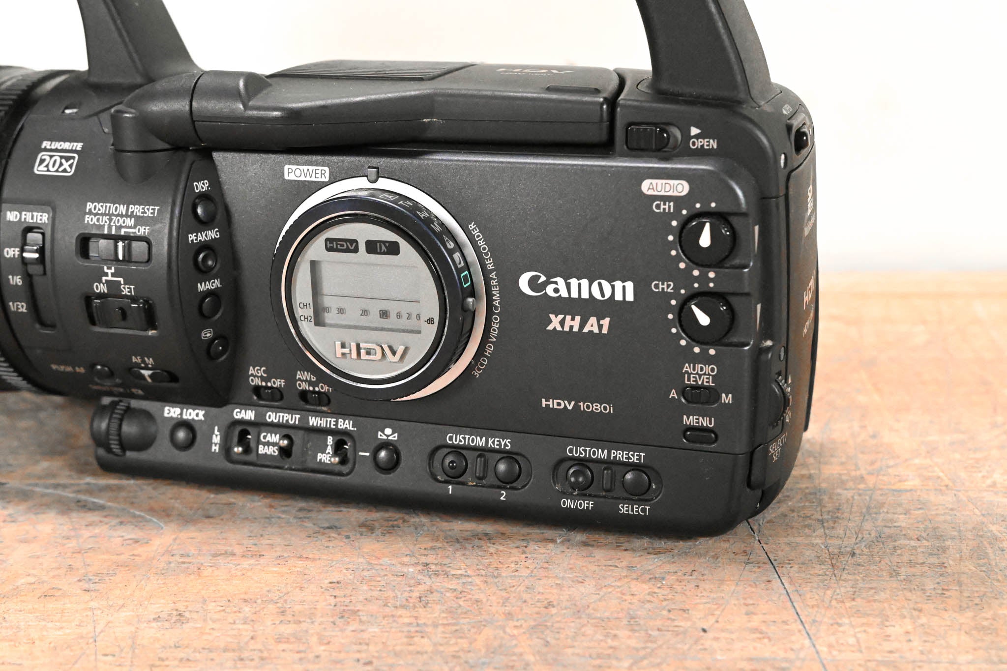 Canon XH-A1 3CCD 1080i HDV Camcorder