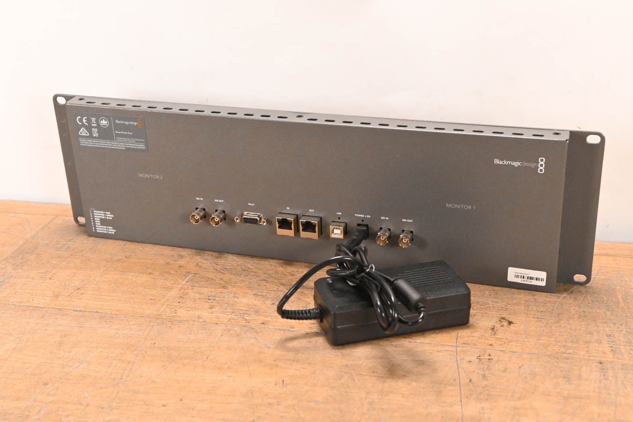 Blackmagic Design Smartview Duo 2 Dual 8" LCD Monitors