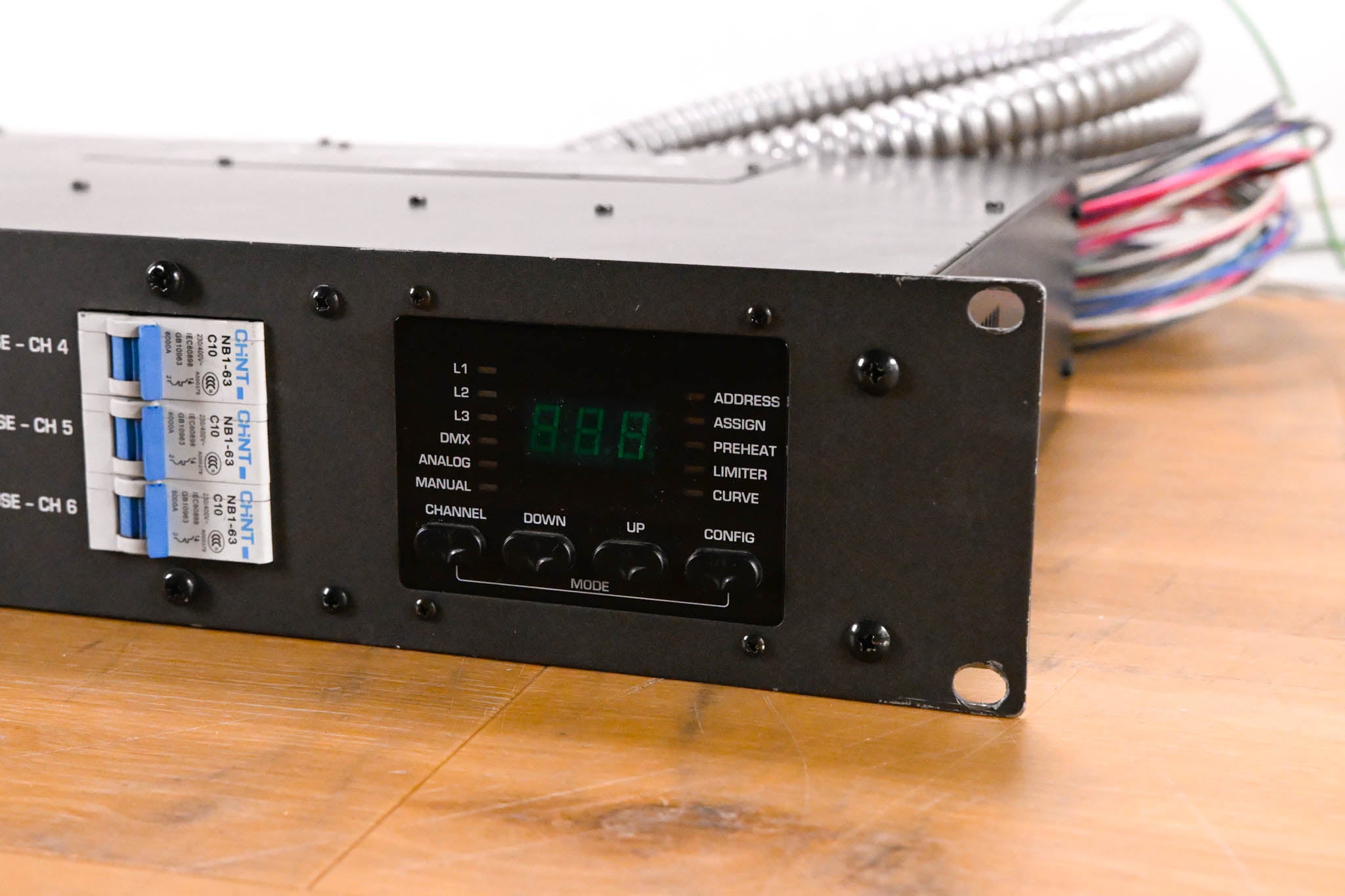 Behringer Eurolight LD6230 6-Channel DMX Dimmer Pack