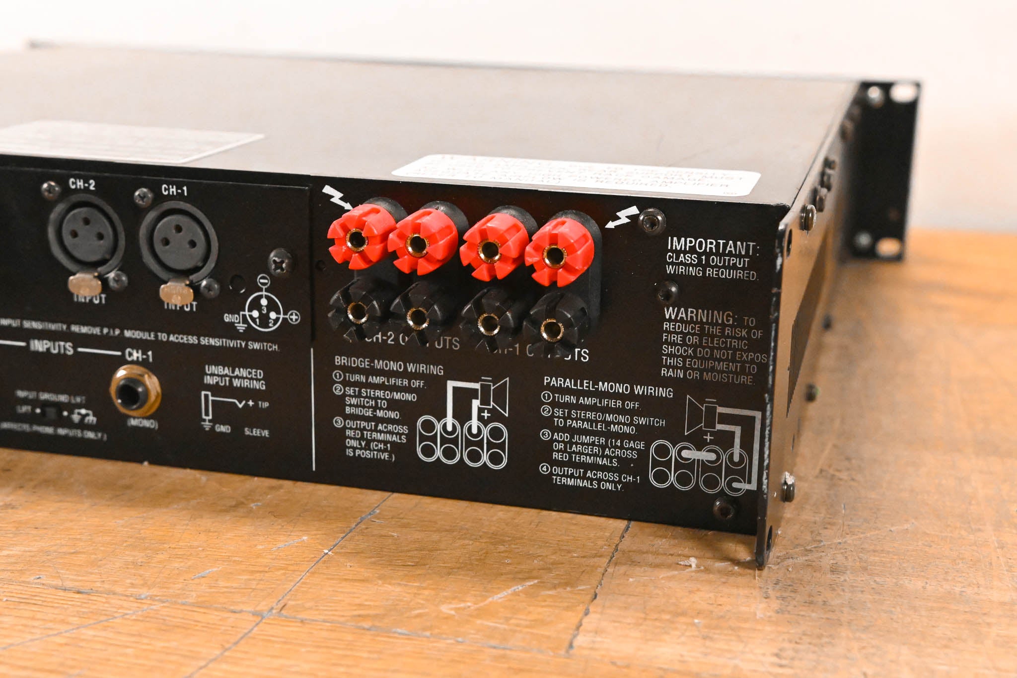 Crown Macro-Tech 3600VZ 2-Channel Power Amplifier